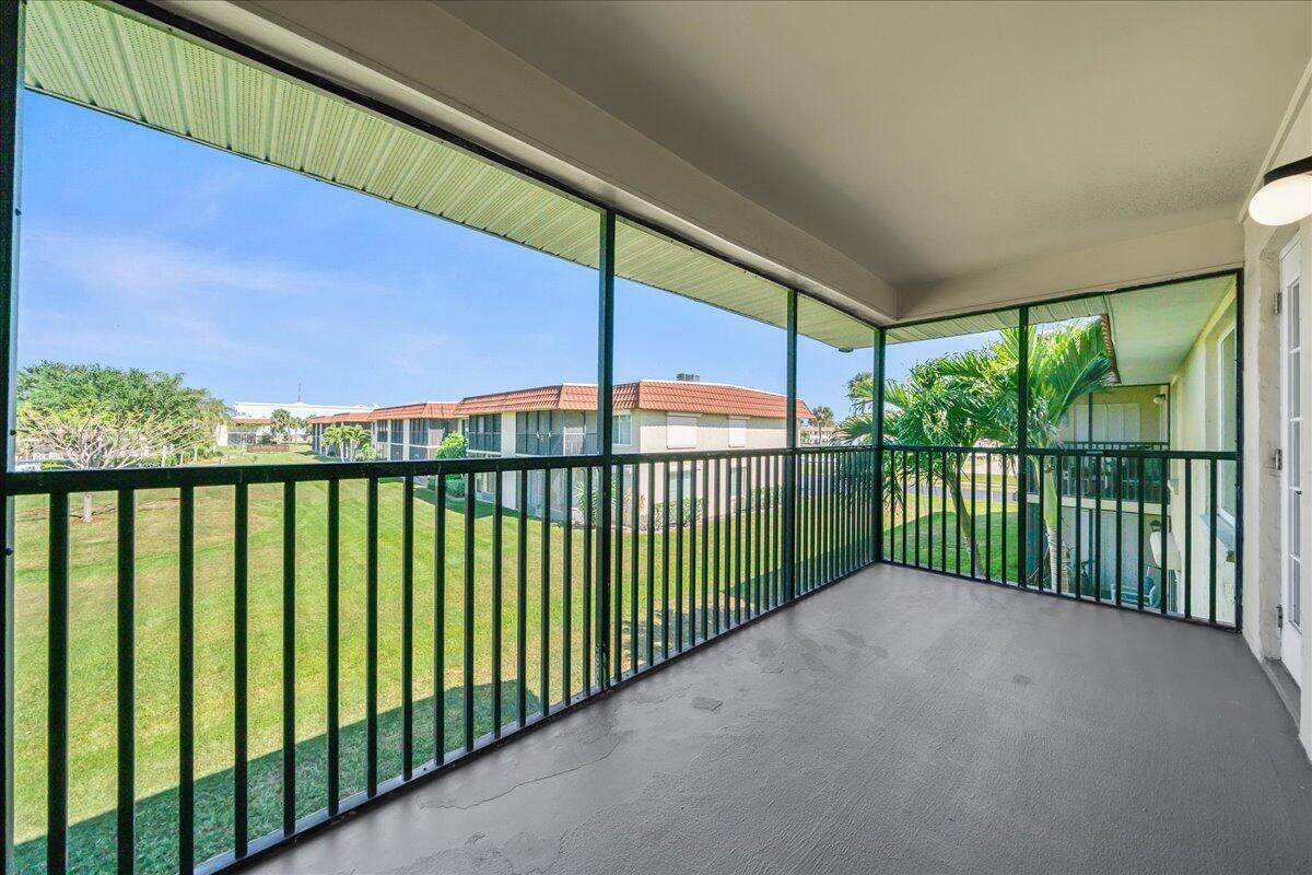 201 Saint Lucie Lane, 807