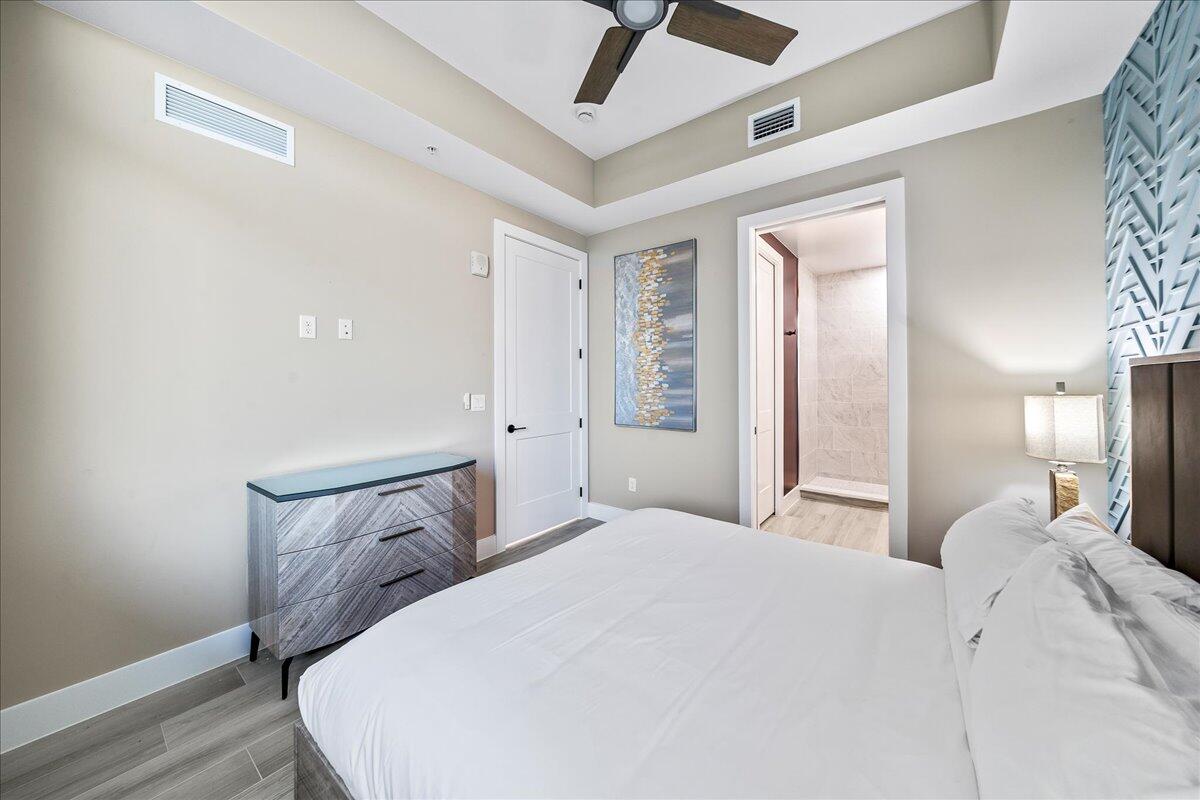 3031 Hafen Lane, 301