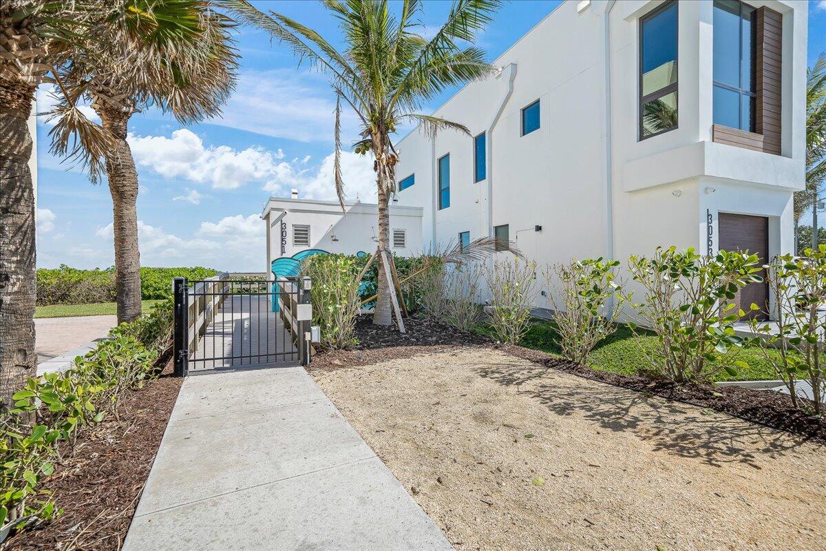 3031 Hafen Lane, 301