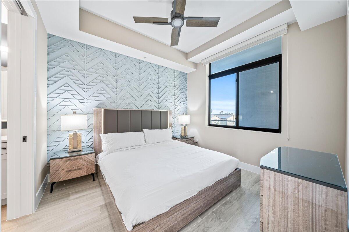 3031 Hafen Lane, 301