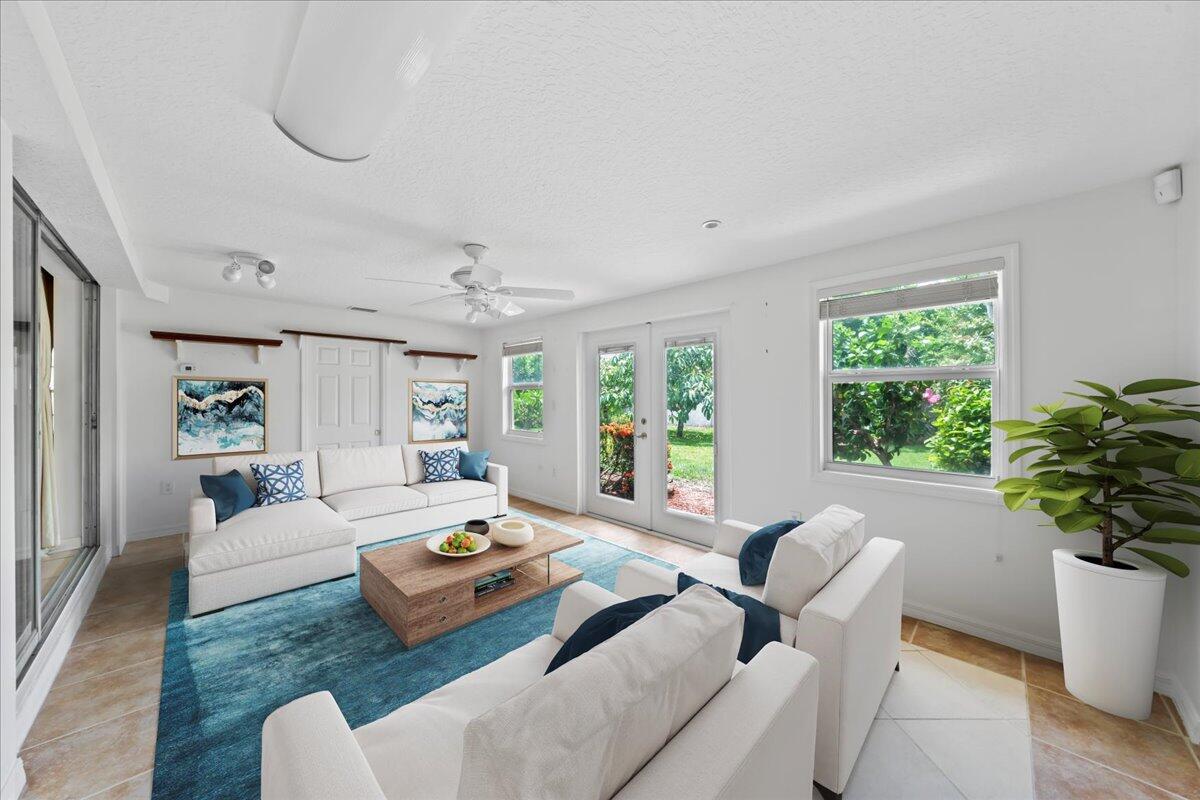 1902 Cedar Lane