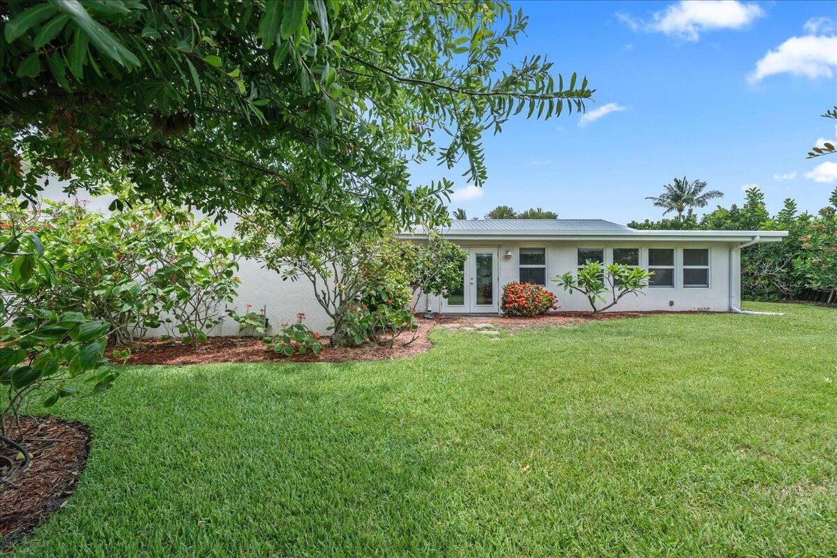 1902 Cedar Lane