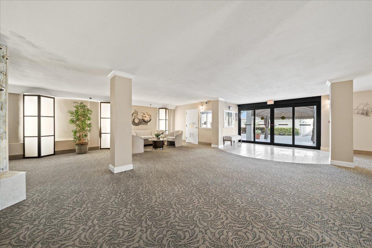 2100 N Atlantic Avenue, 303
