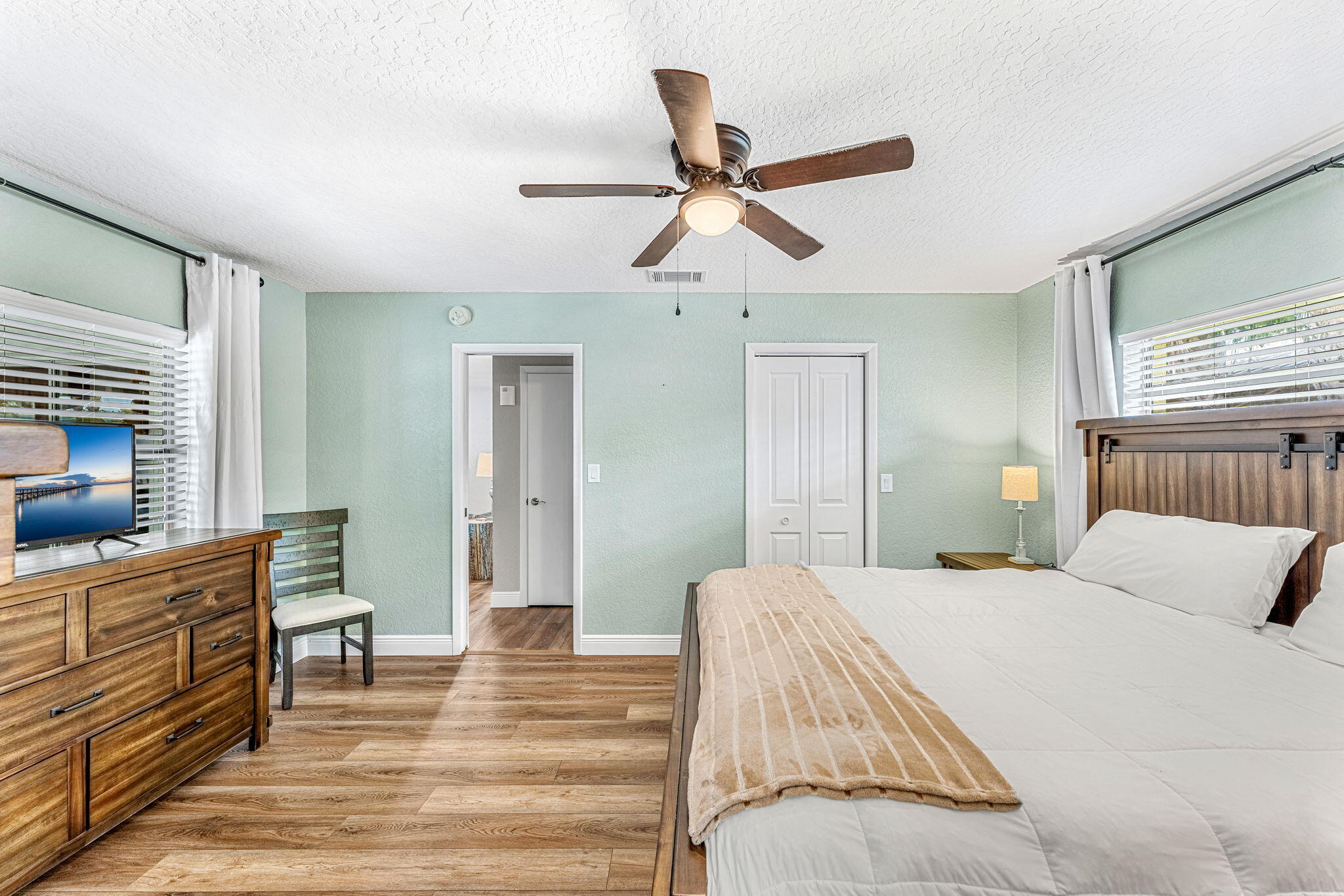 605 Bimini Road