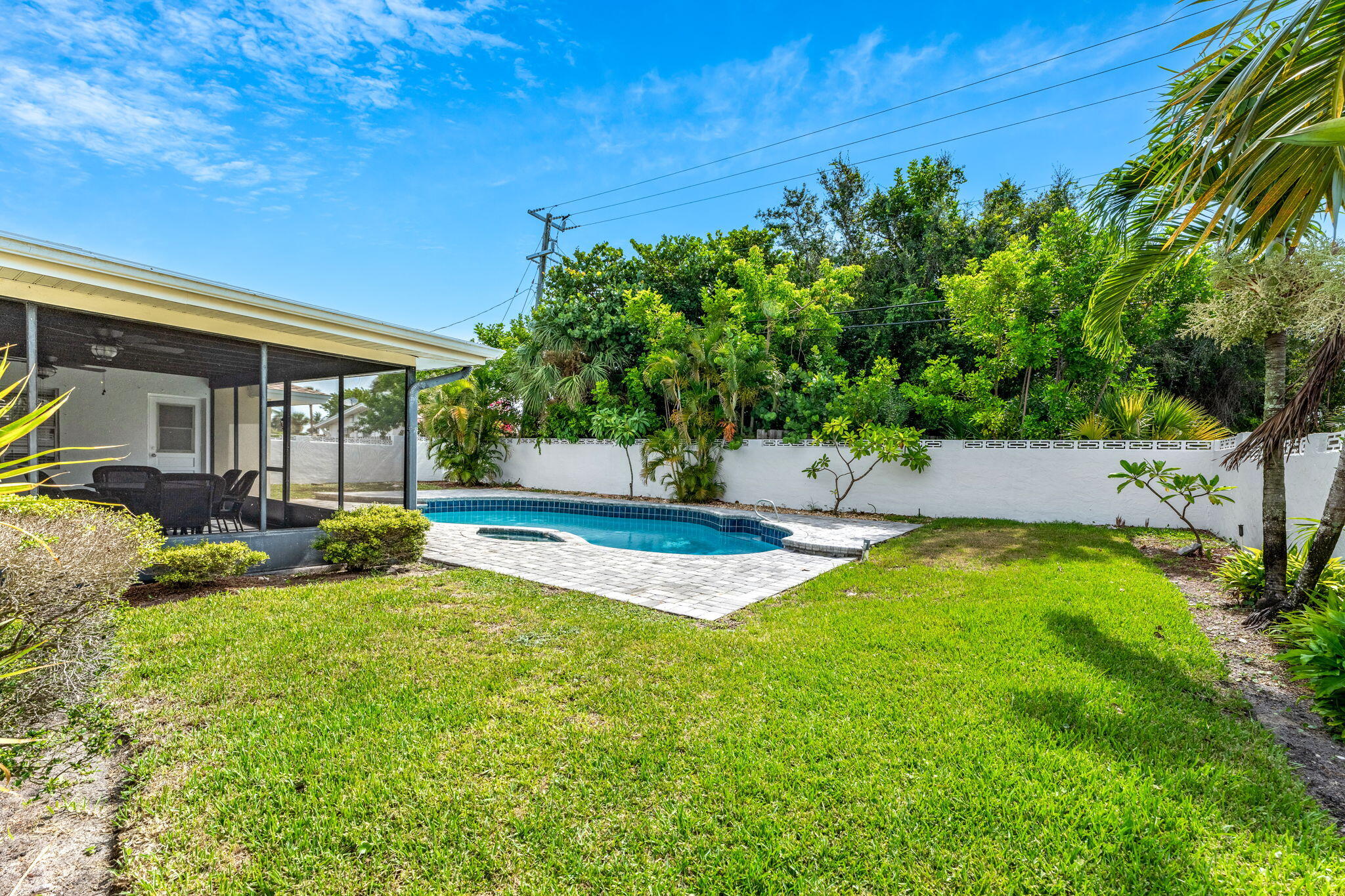 605 Bimini Road