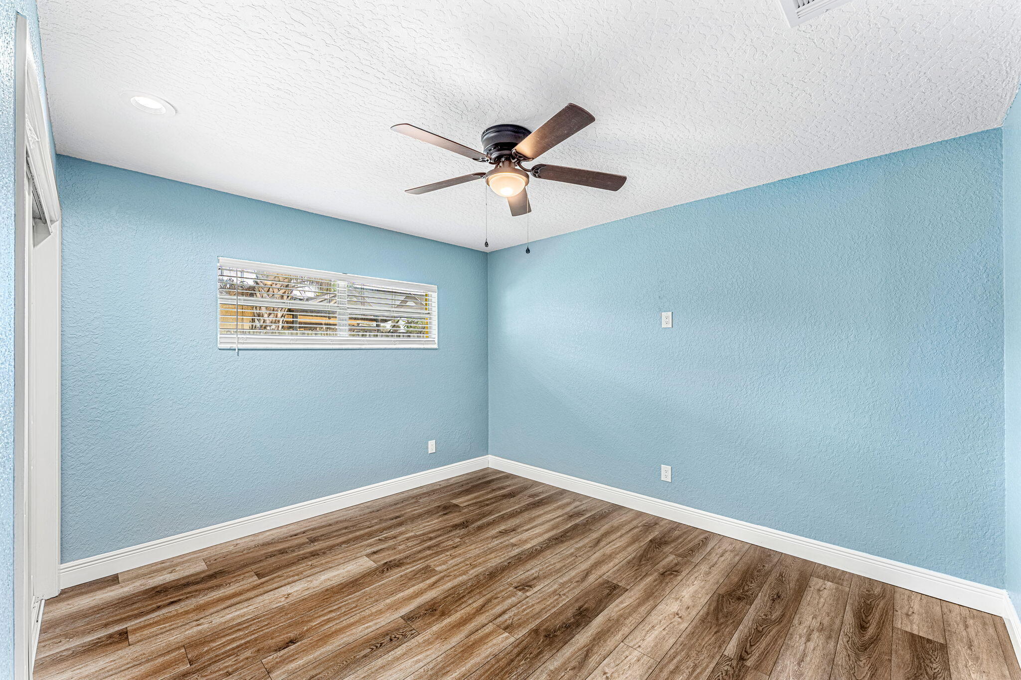 605 Bimini Road
