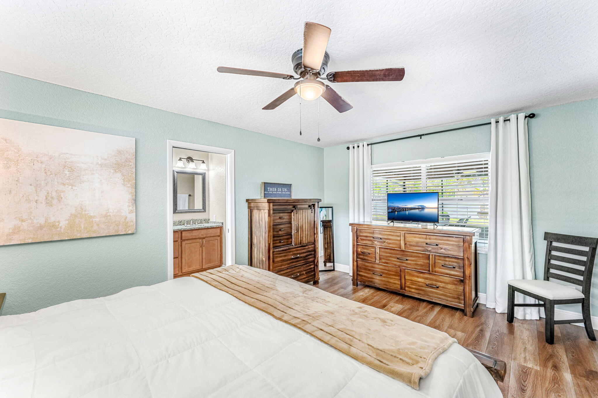 605 Bimini Road