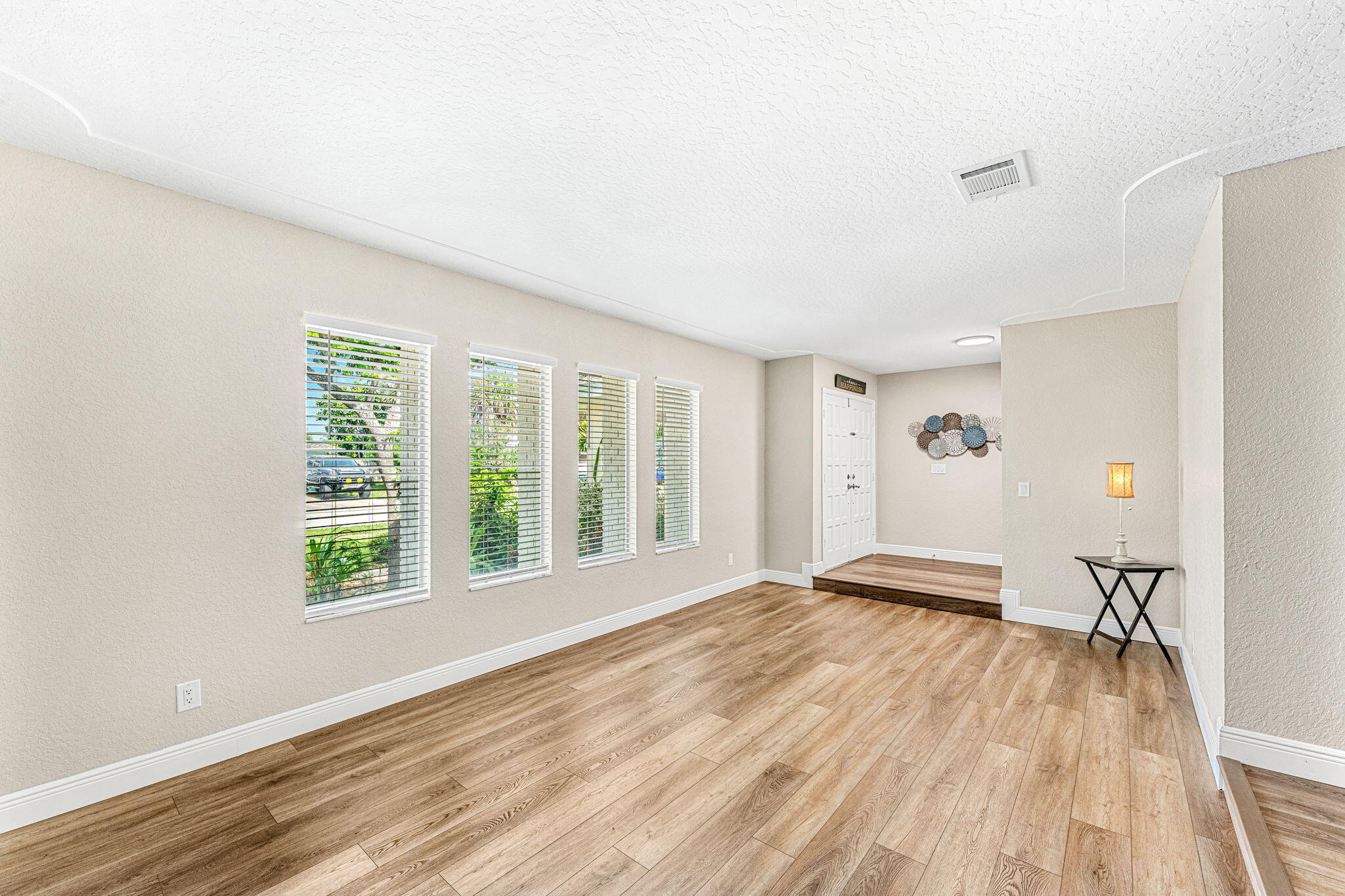 605 Bimini Road