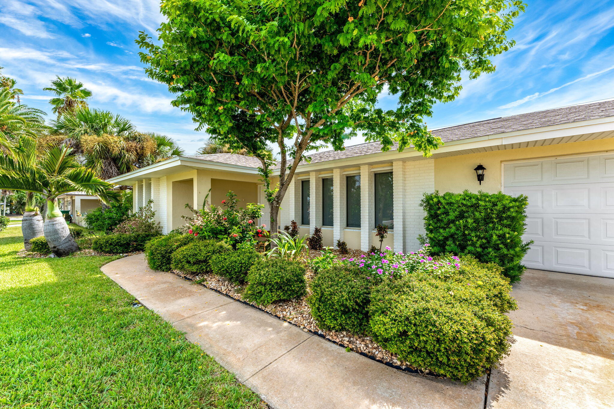 605 Bimini Road