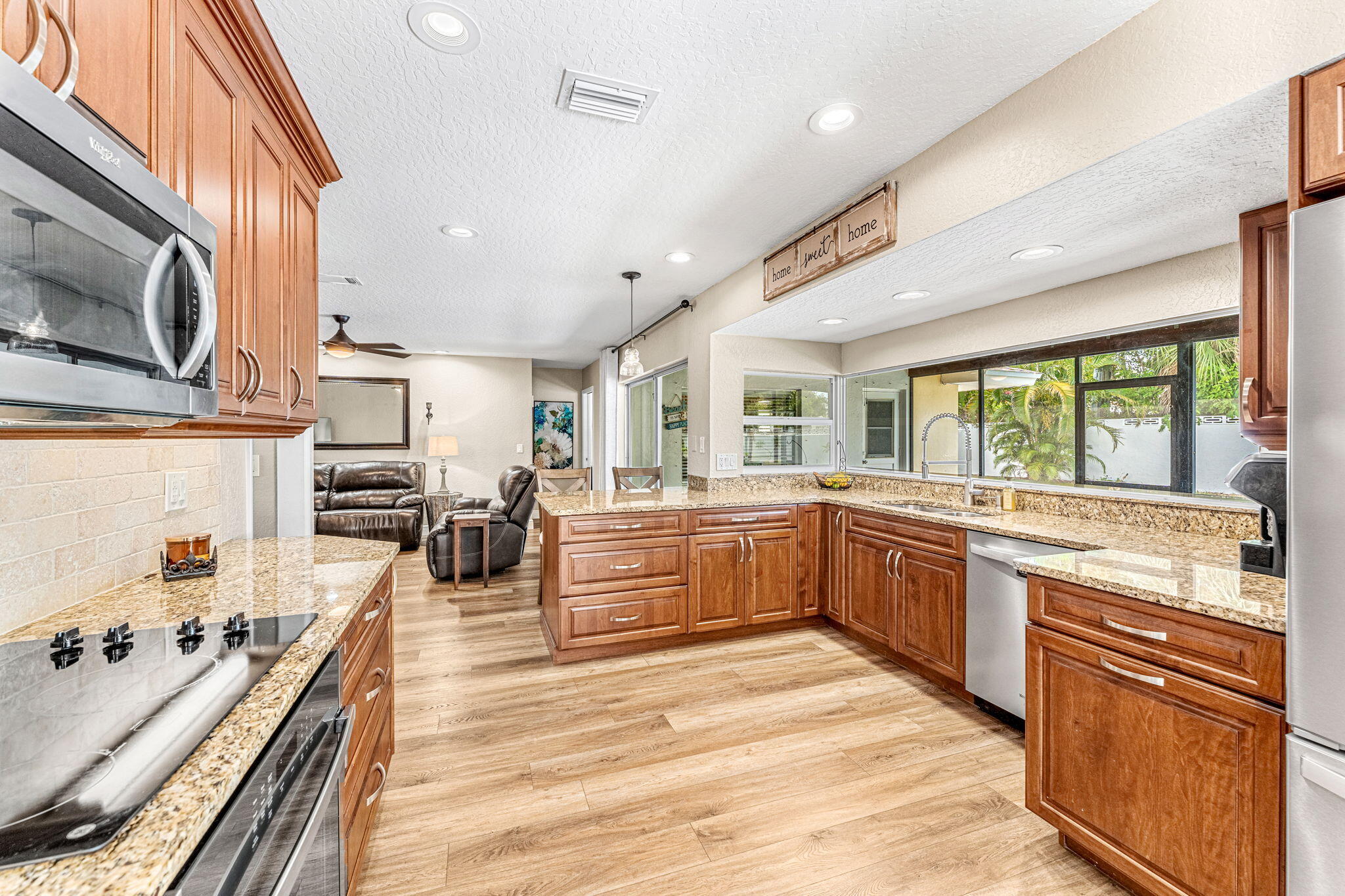 605 Bimini Road
