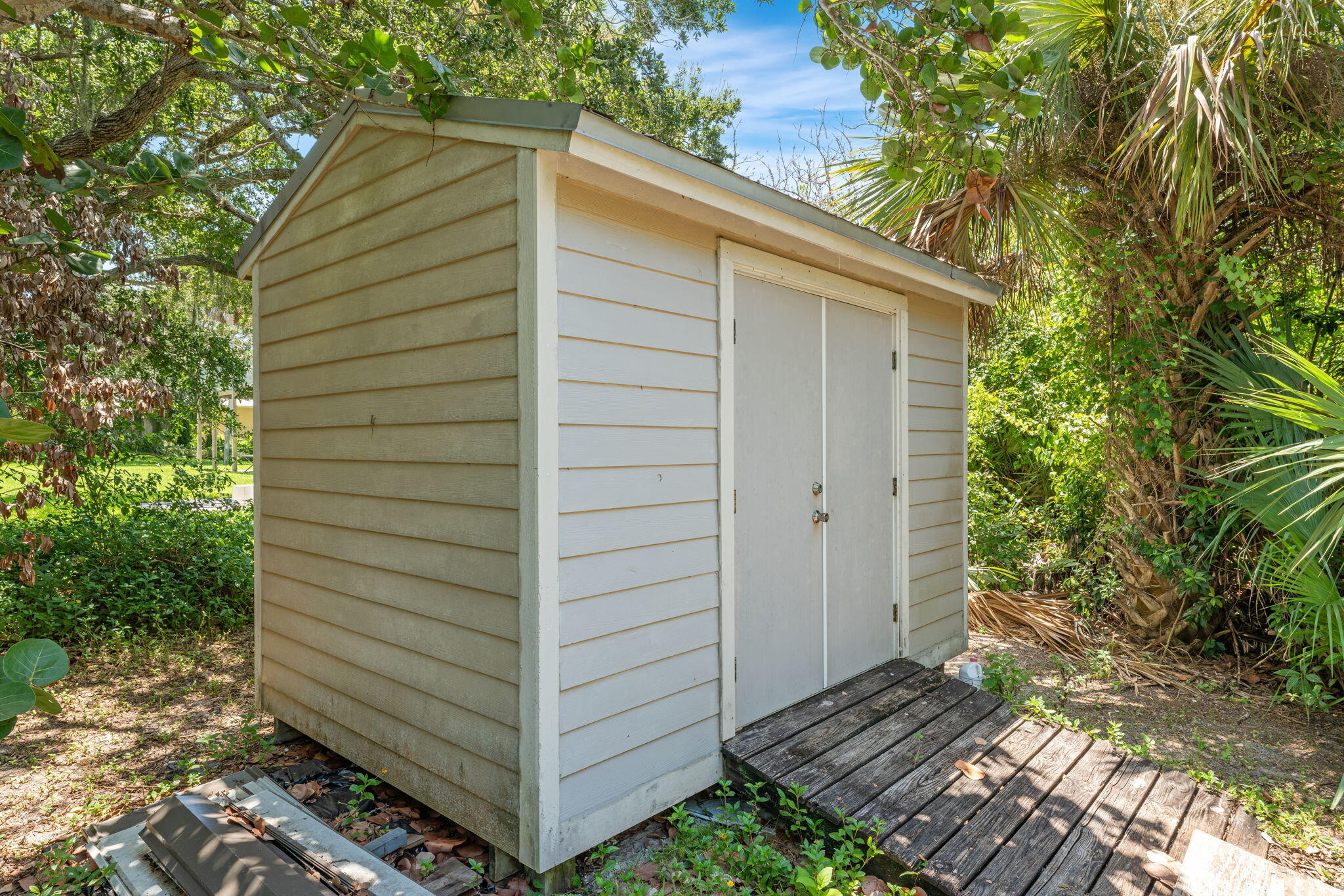 330 Indian Mound Drive