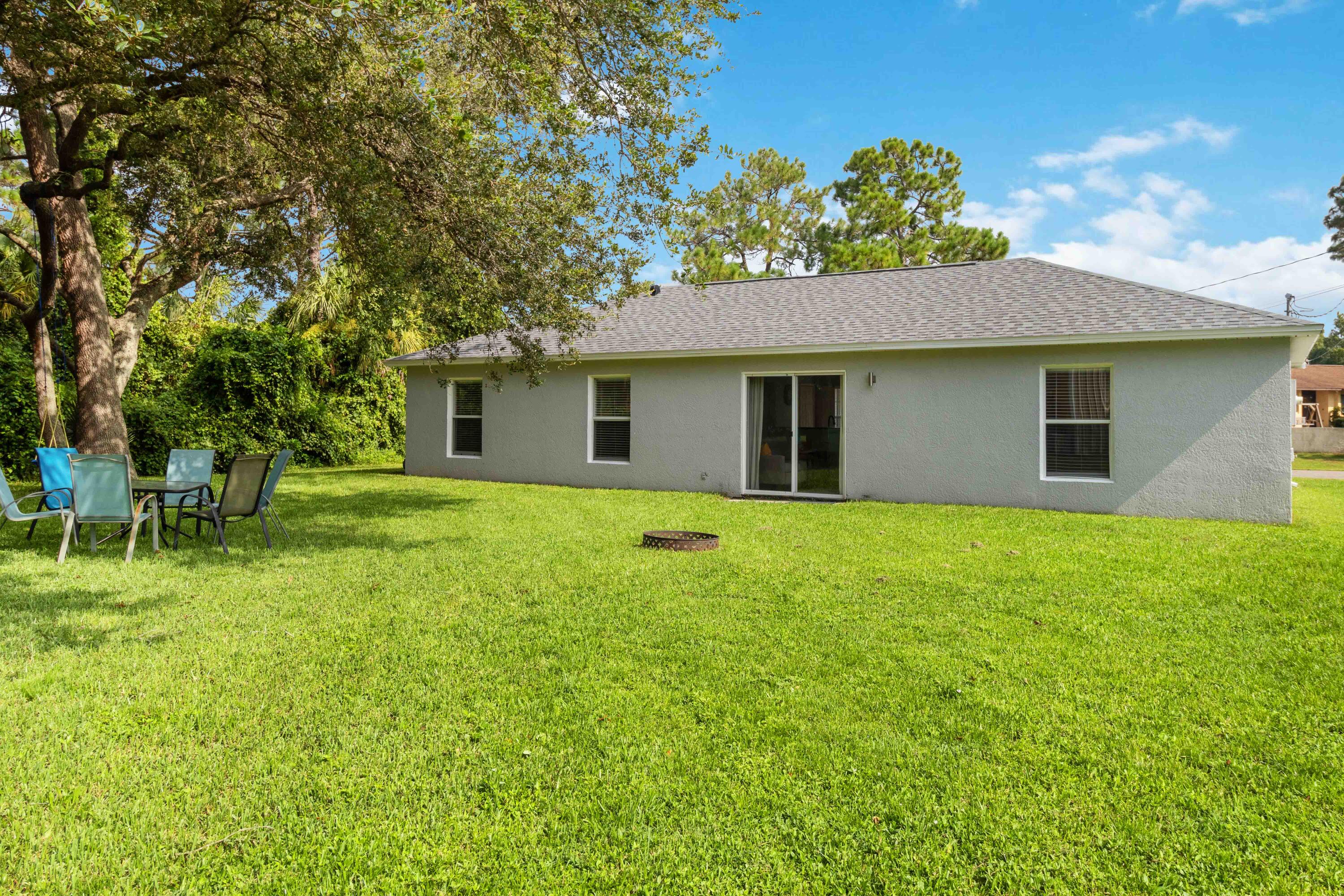 5413 Hastings Street