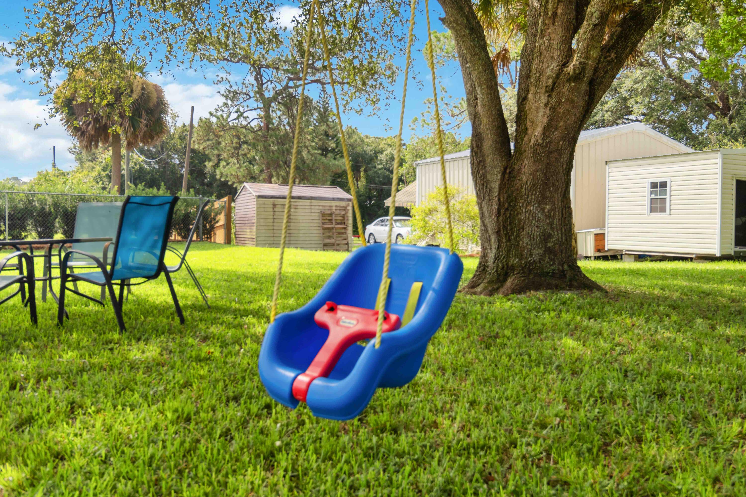 5413 Hastings Street