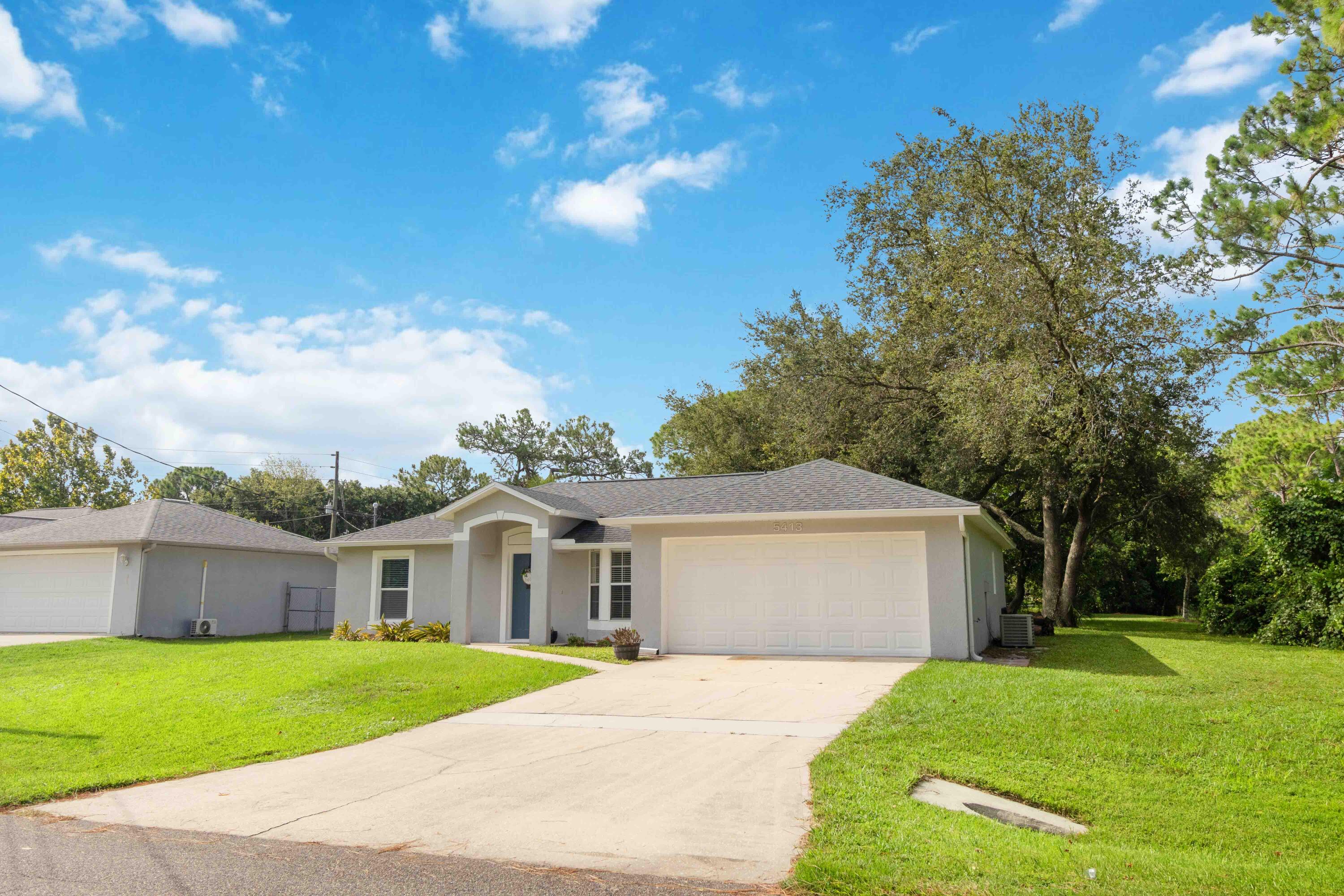 5413 Hastings Street