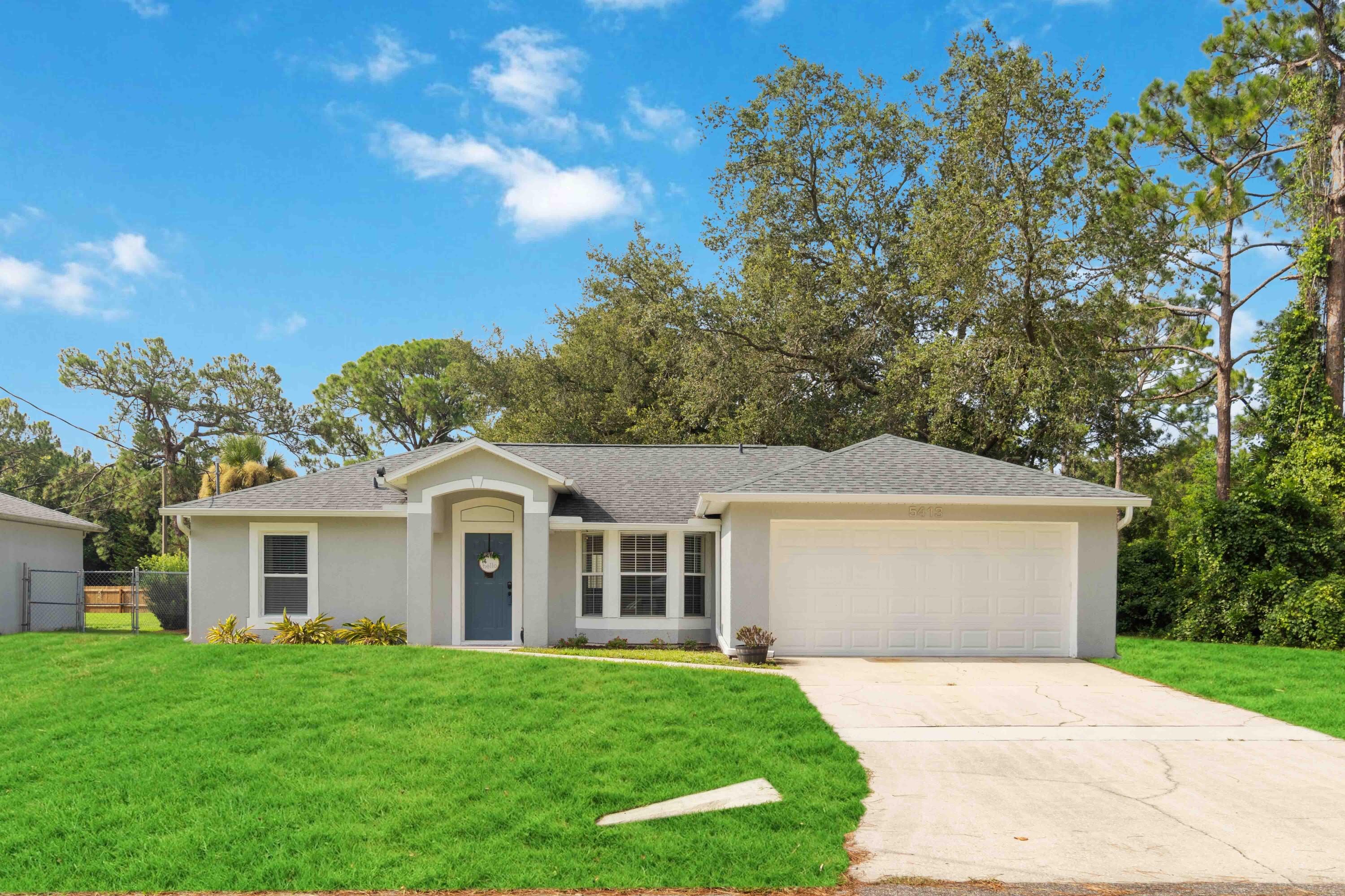 5413 Hastings Street