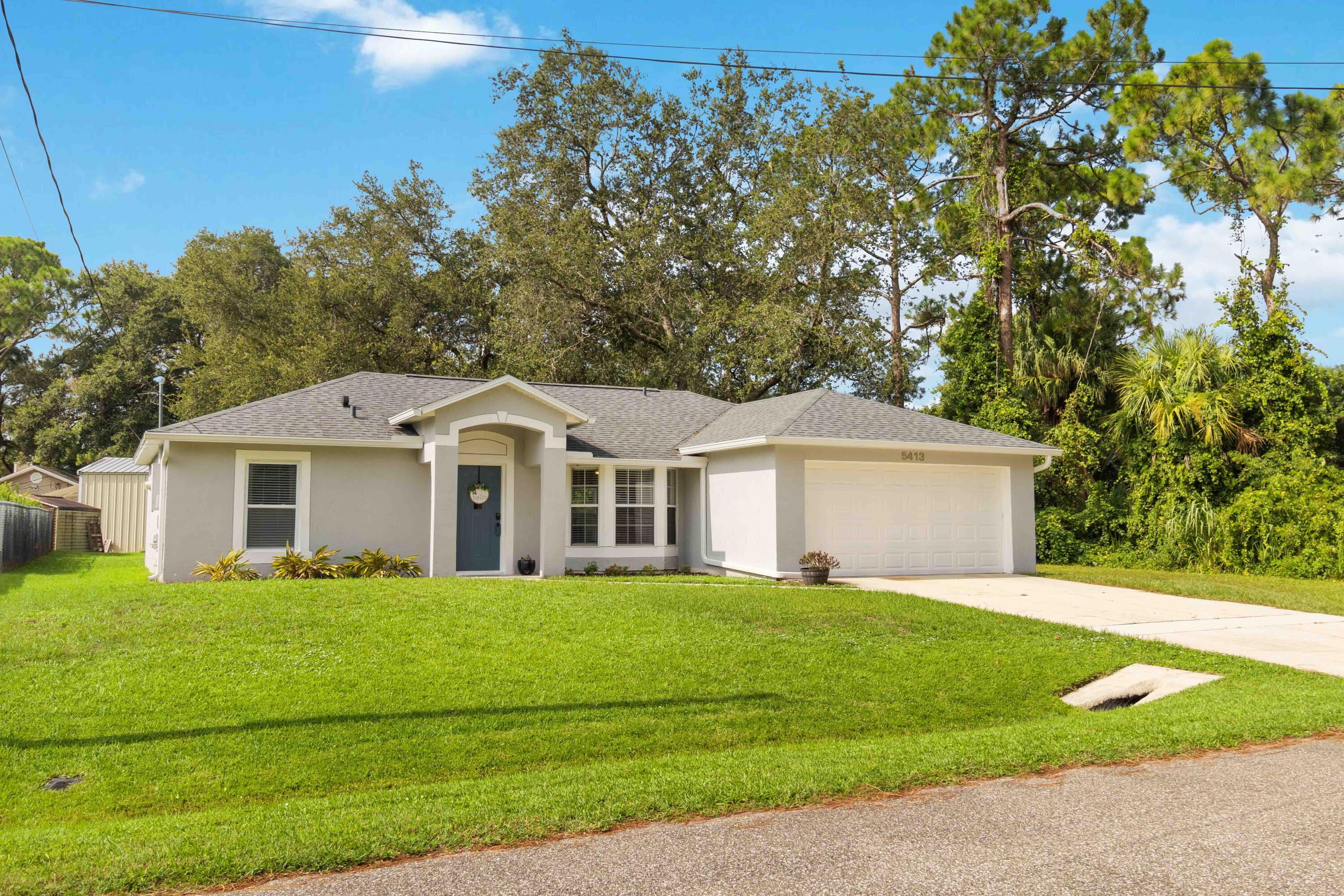 5413 Hastings Street