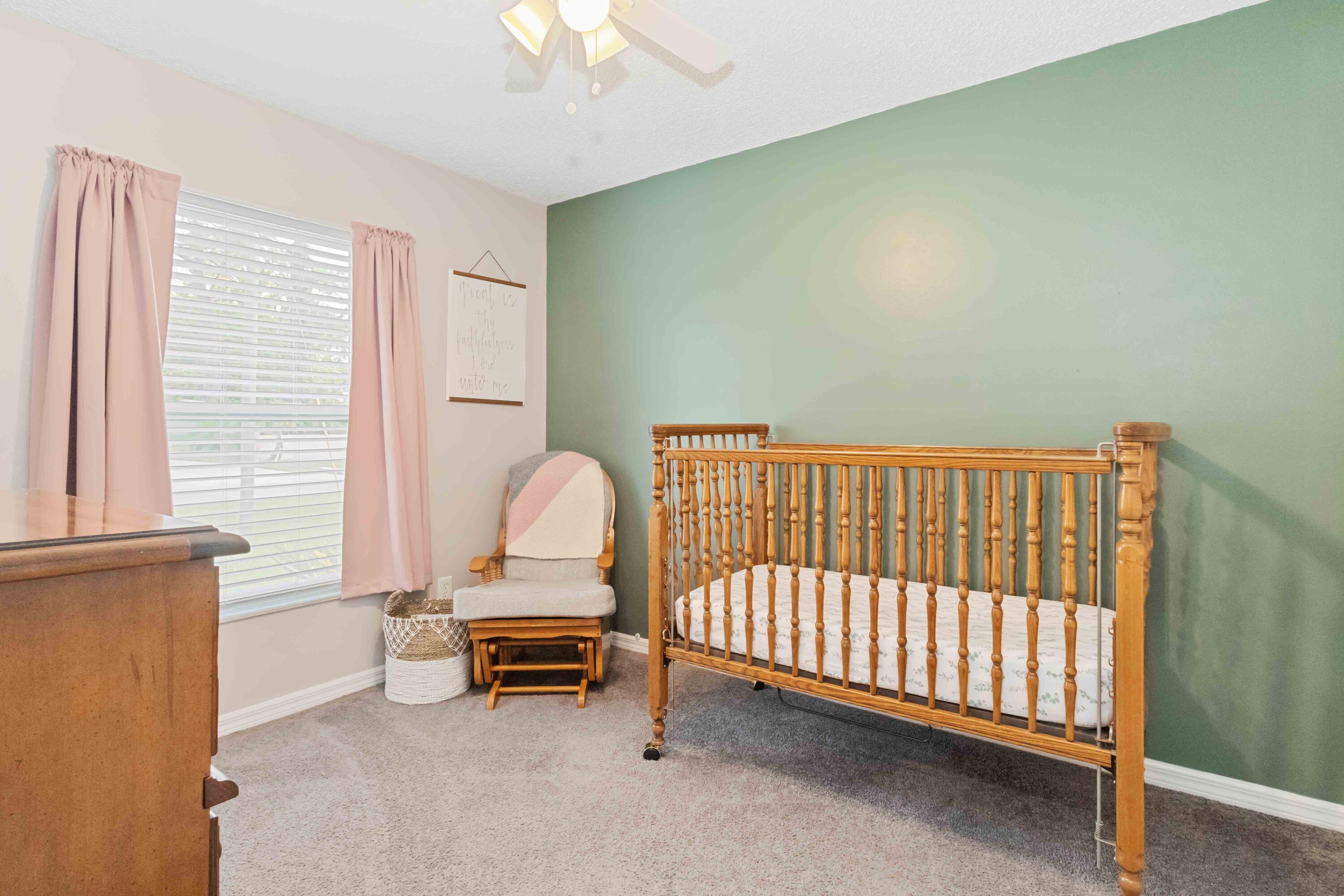 5413 Hastings Street