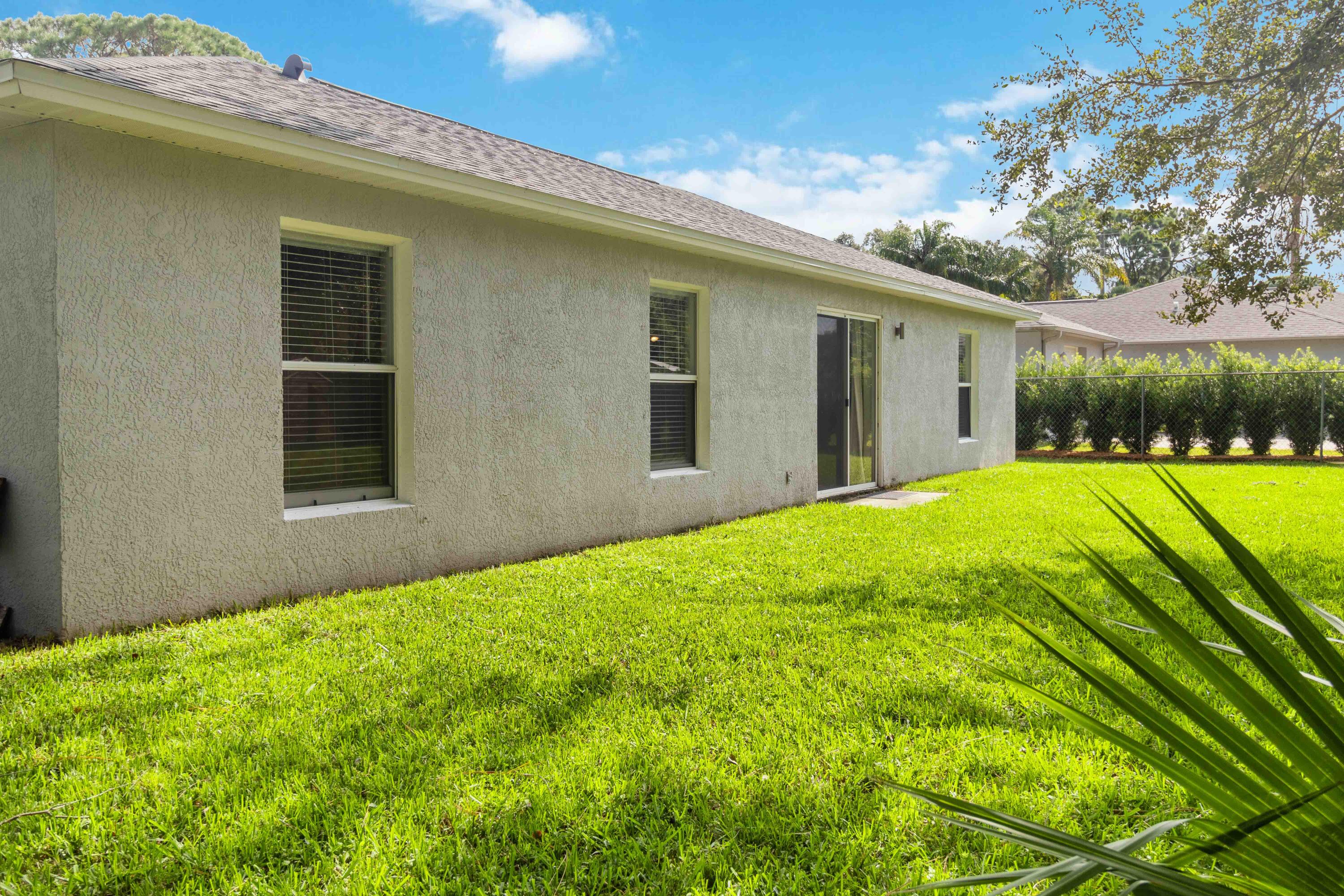 5413 Hastings Street