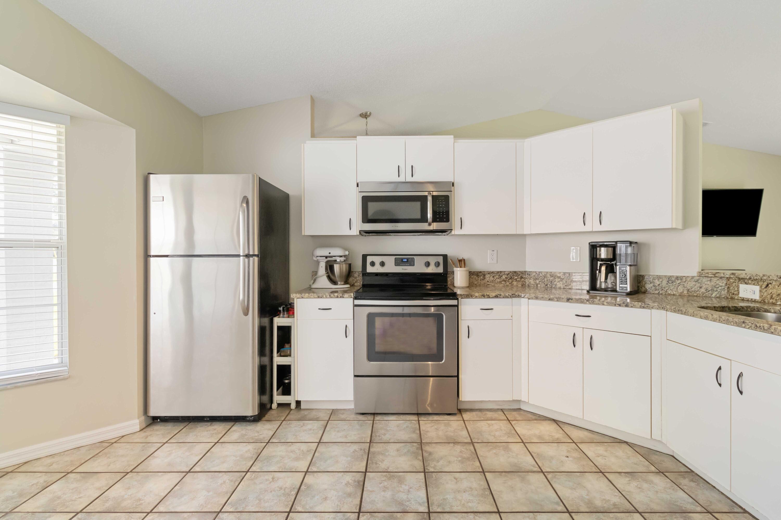 5413 Hastings Street