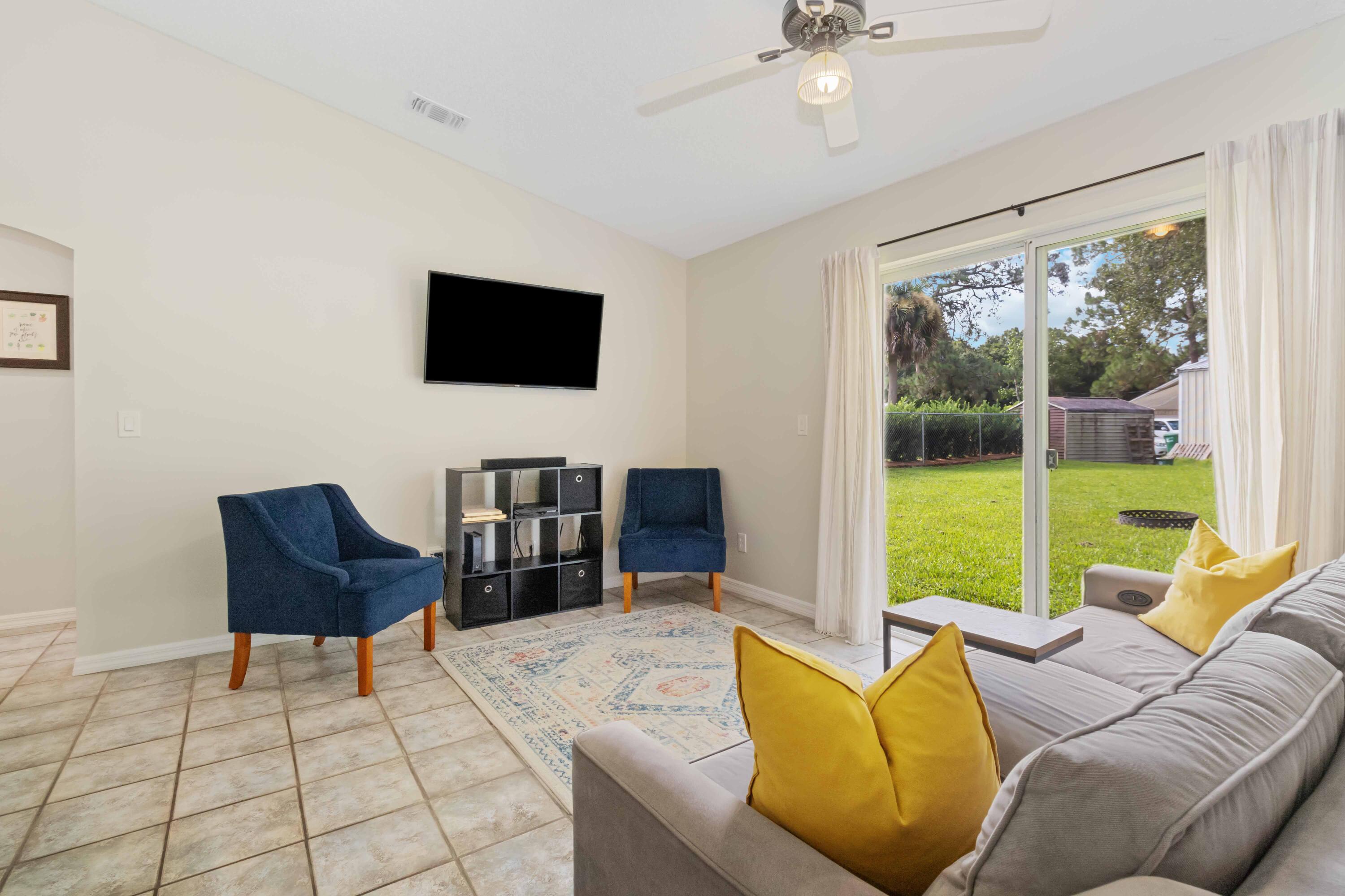 5413 Hastings Street