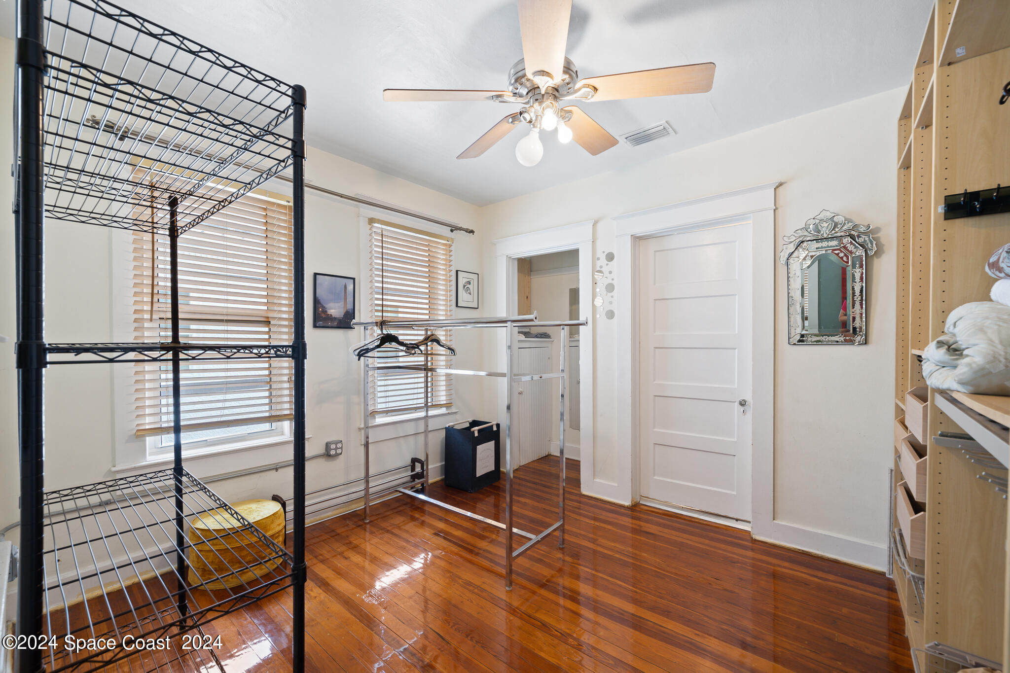 2090 Waverly Place