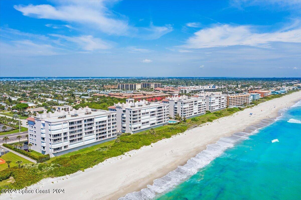 2065 Highway A1a, 1302