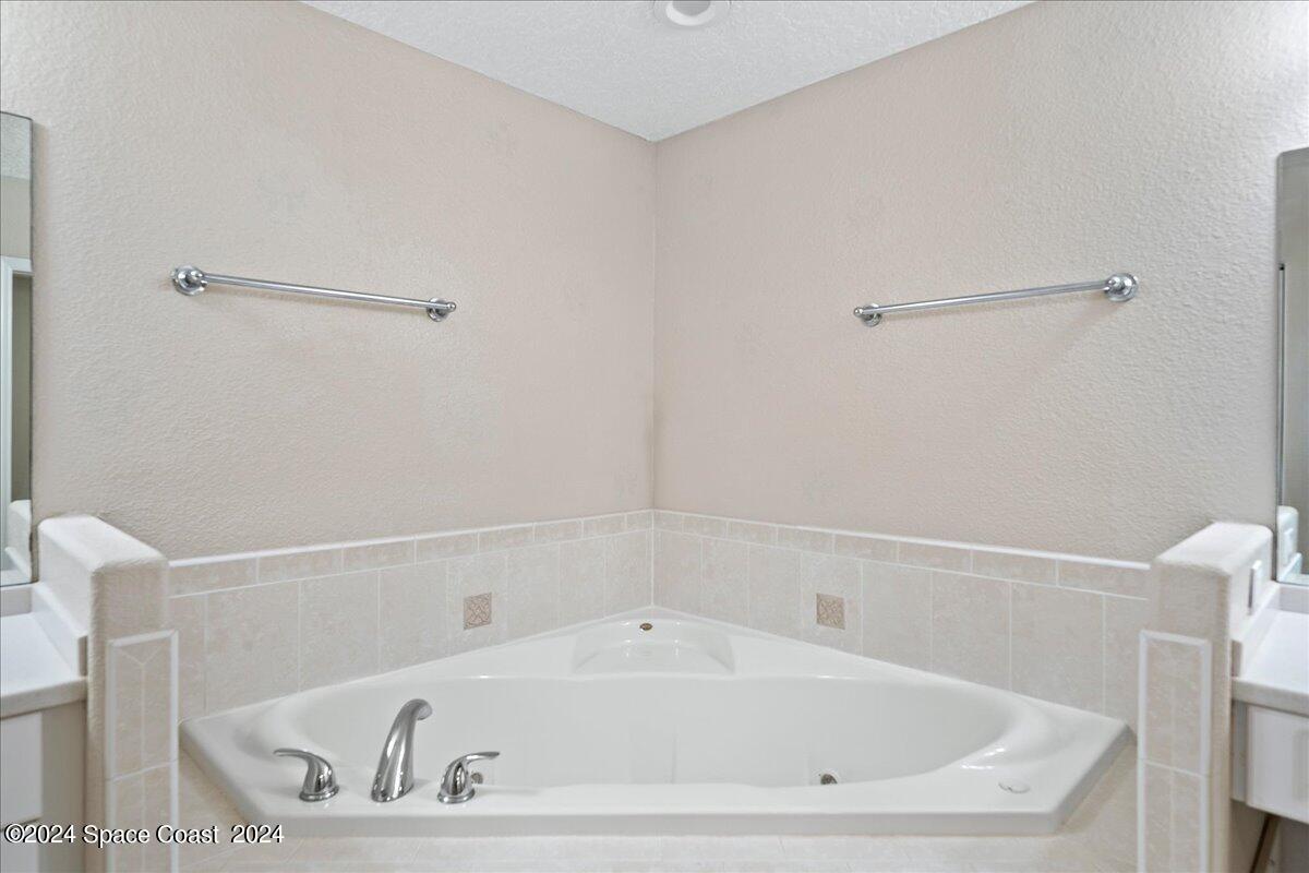 2065 Highway A1a, 1302