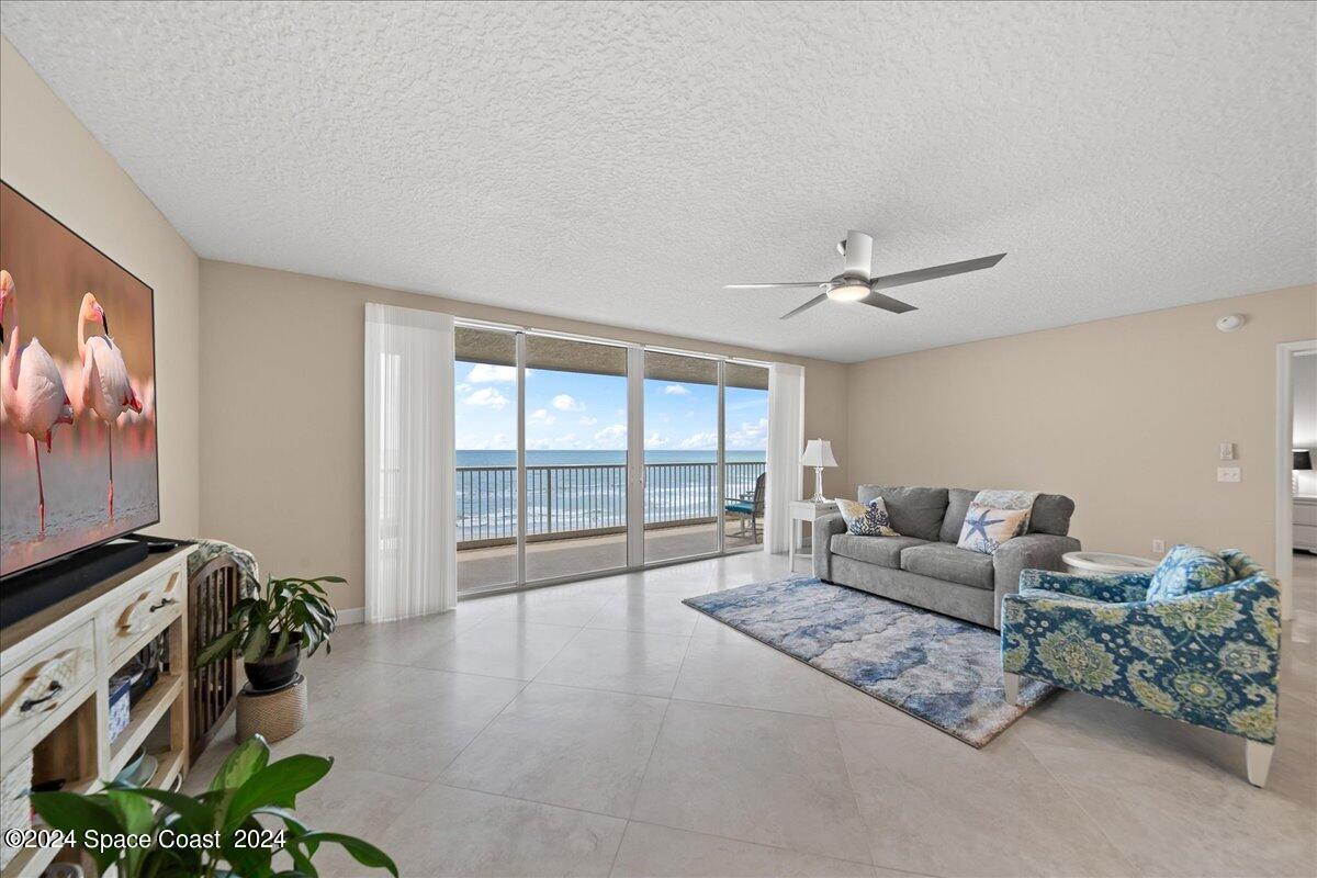 2065 Highway A1a, 1302