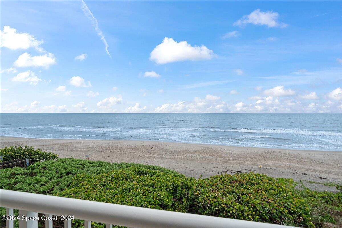 2065 Highway A1a, 1302