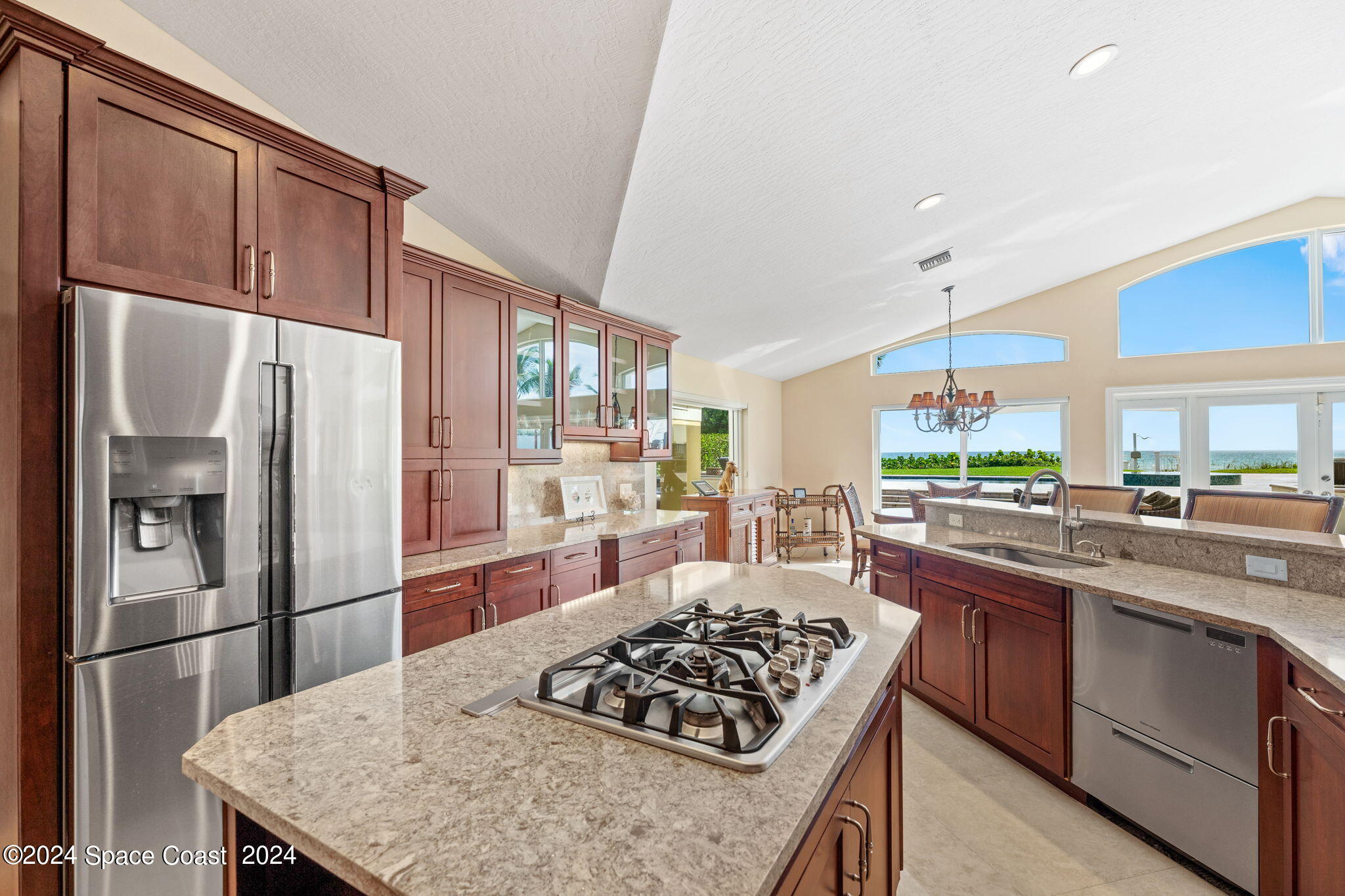 1601 S Miramar Avenue