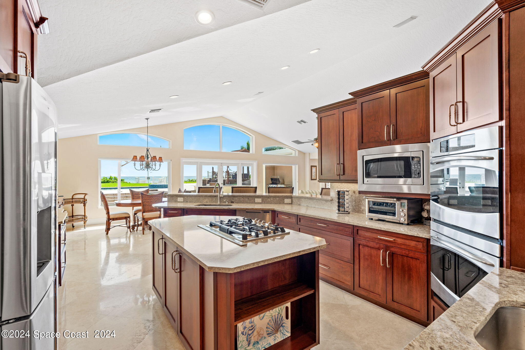 1601 S Miramar Avenue