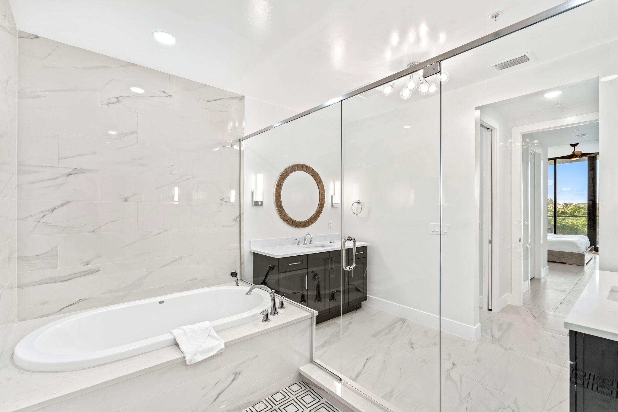 3031 Hafen Lane, 303
