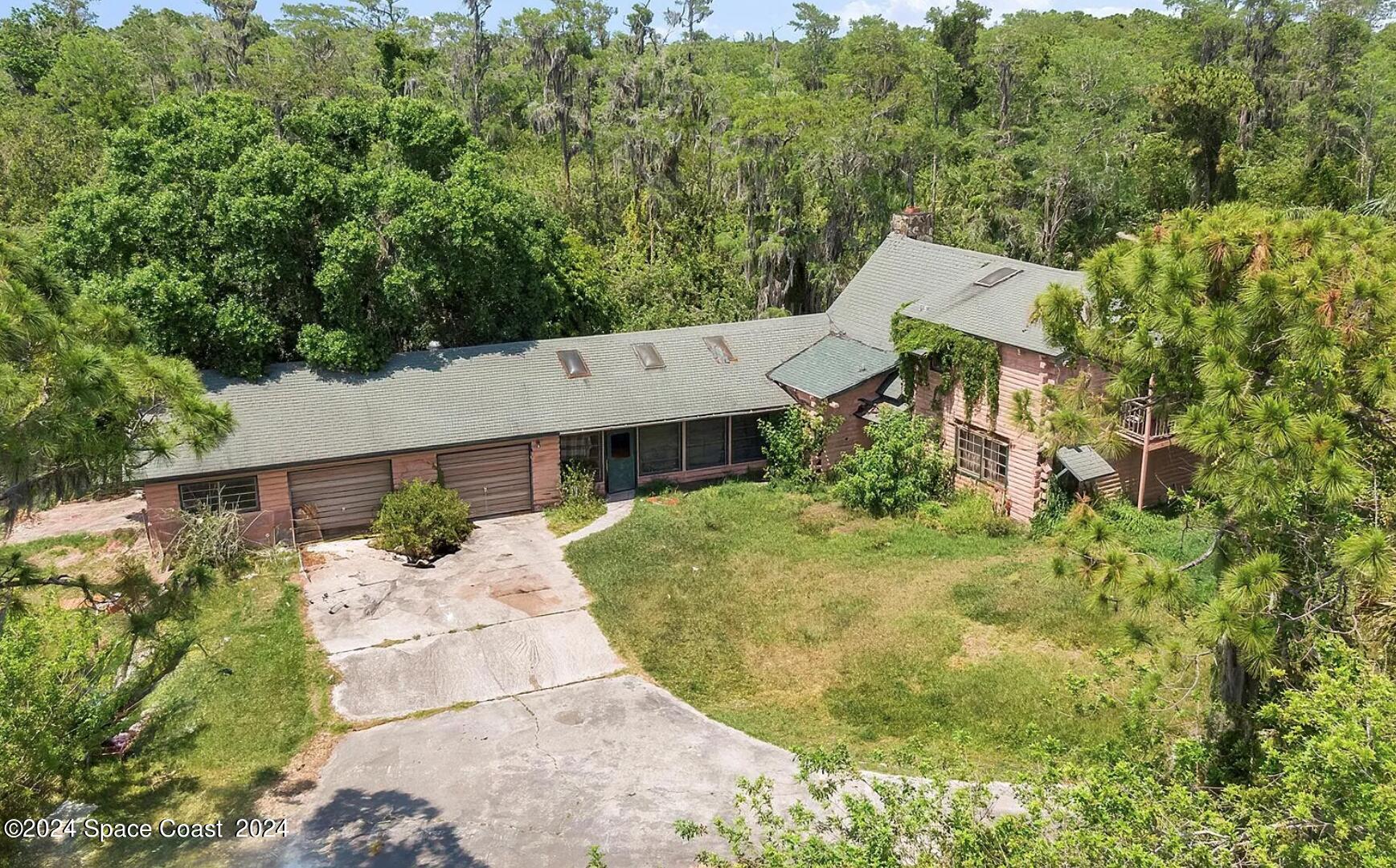 1835 Cypress Lake Drive