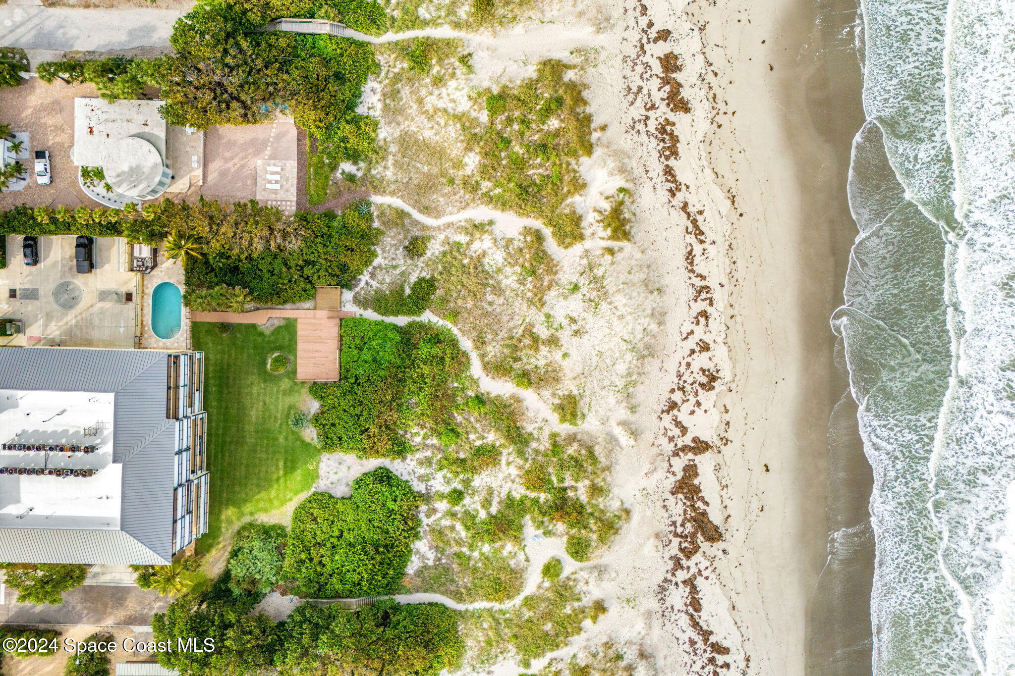 2375 S Atlantic Avenue, 303