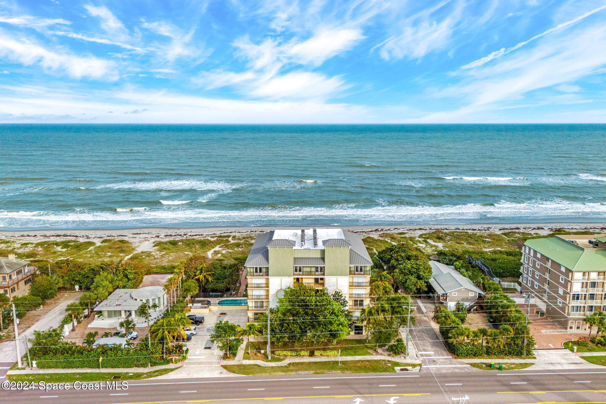 2375 S Atlantic Avenue, 303