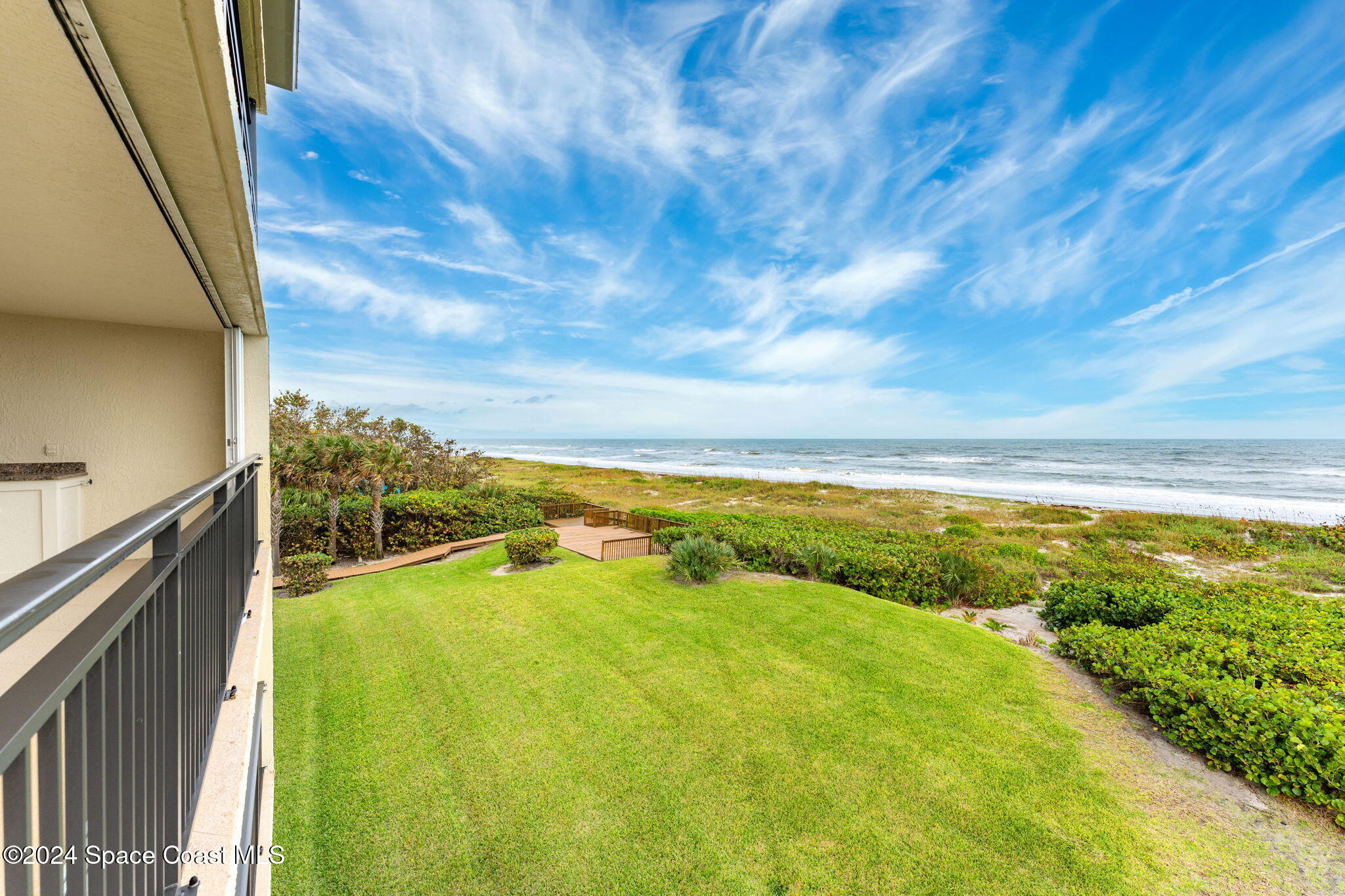 2375 S Atlantic Avenue, 303