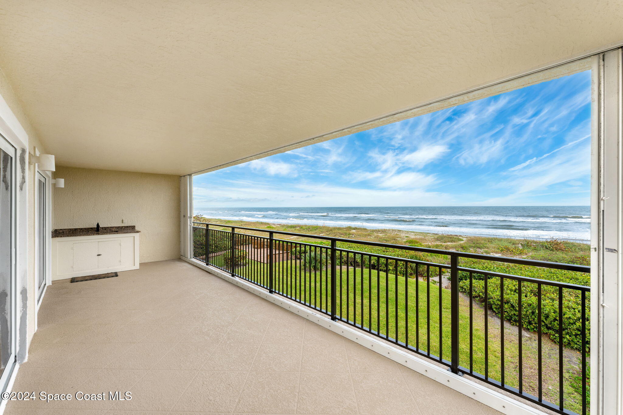 2375 S Atlantic Avenue, 303