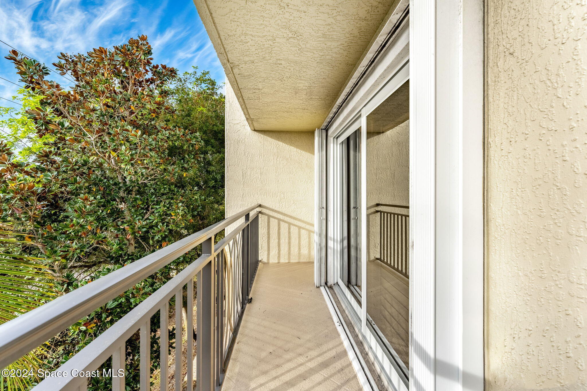 2375 S Atlantic Avenue, 303