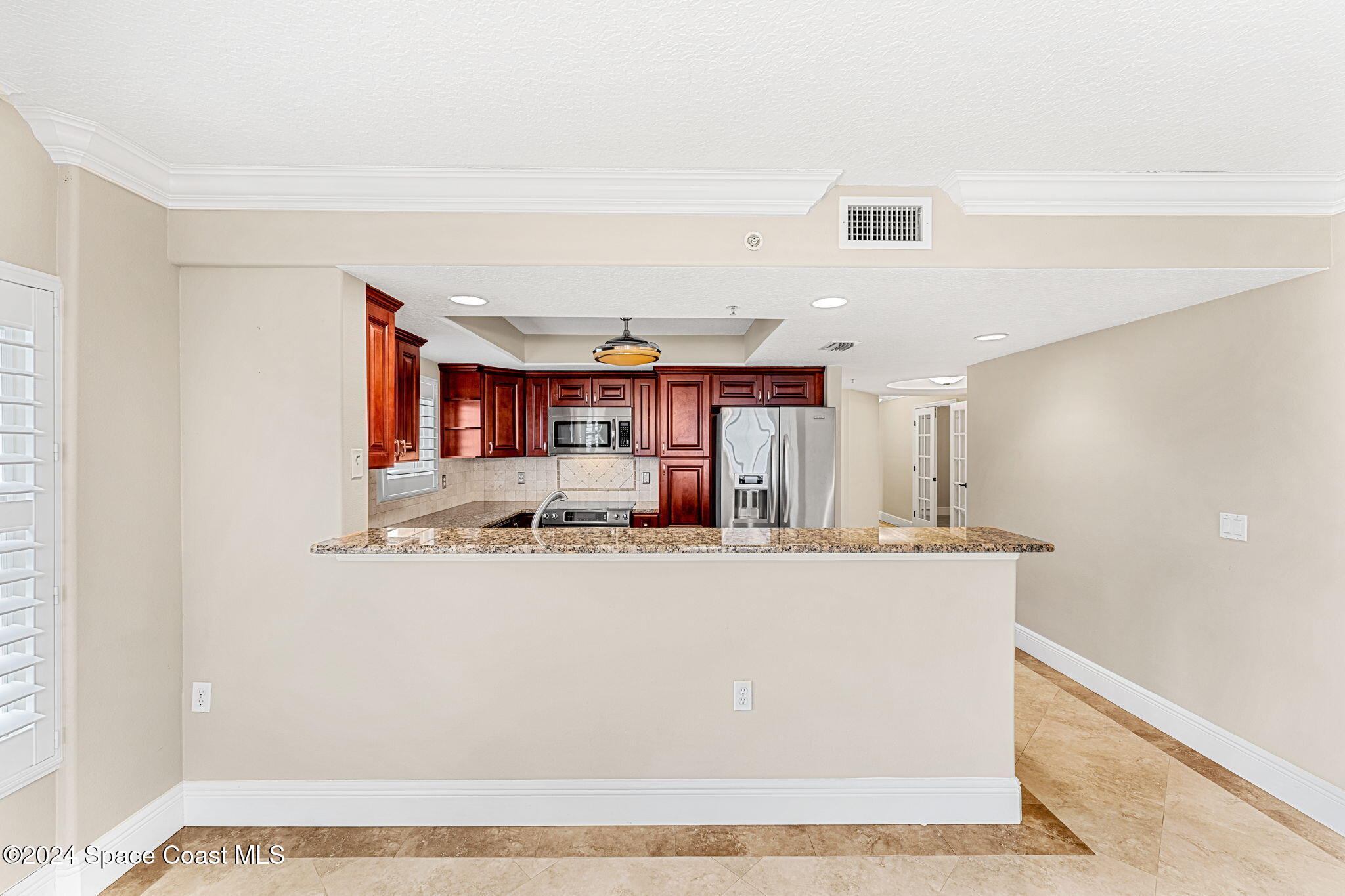 2375 S Atlantic Avenue, 303