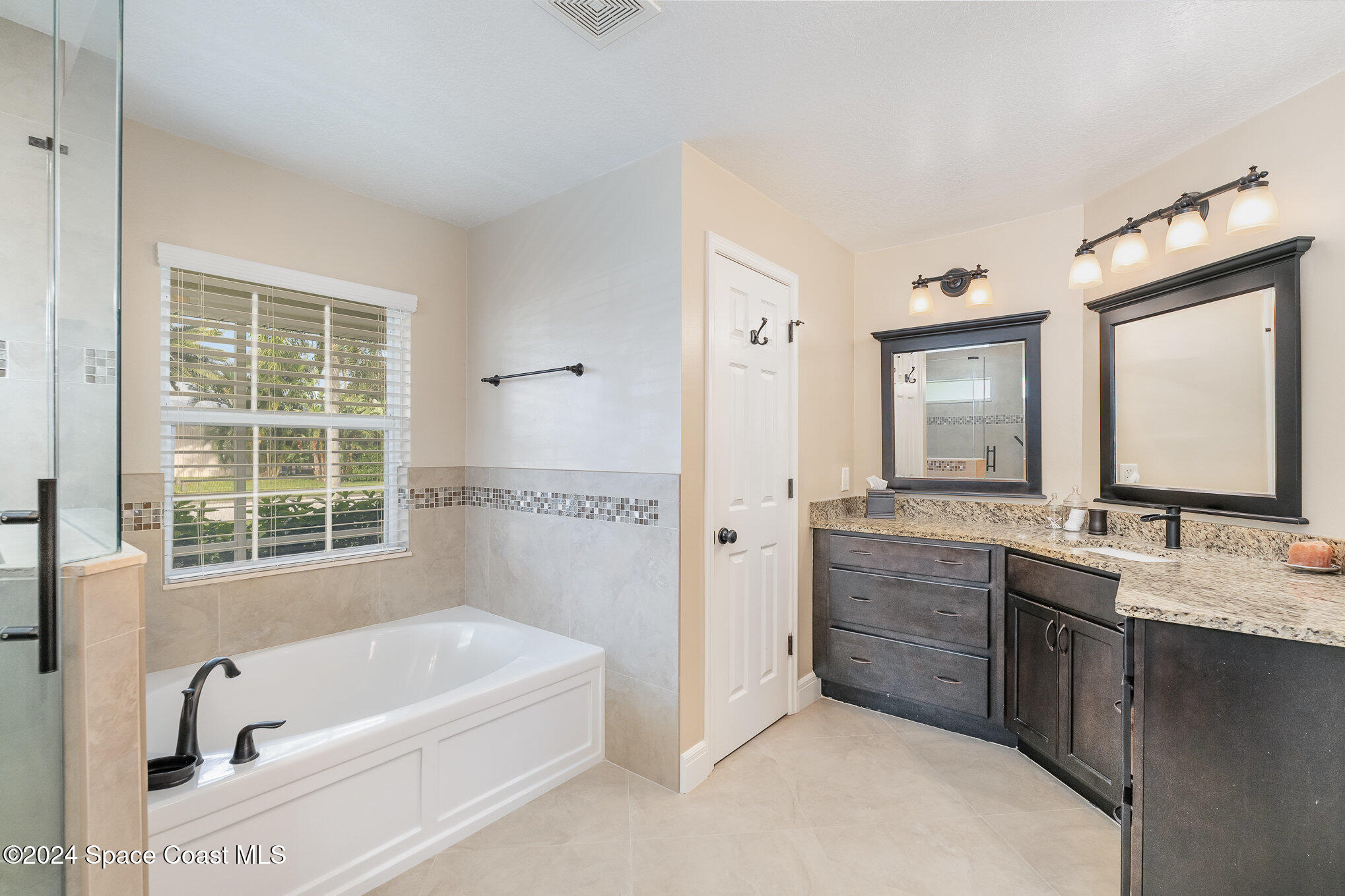 4136 San Ysidro