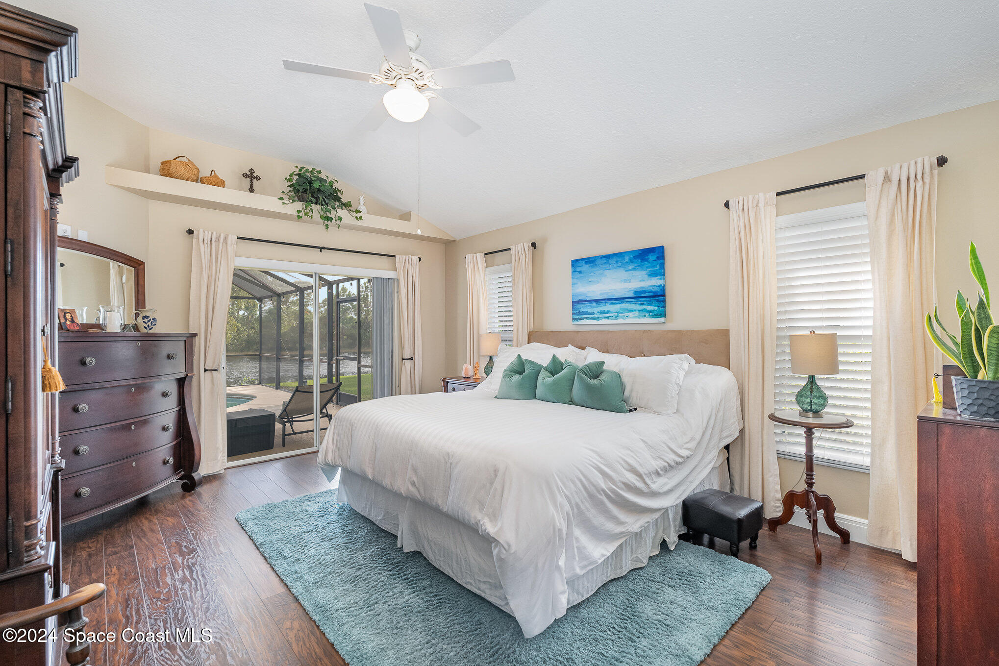 4136 San Ysidro