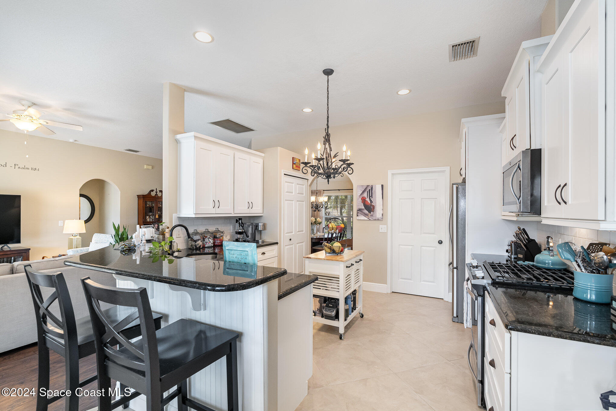4136 San Ysidro