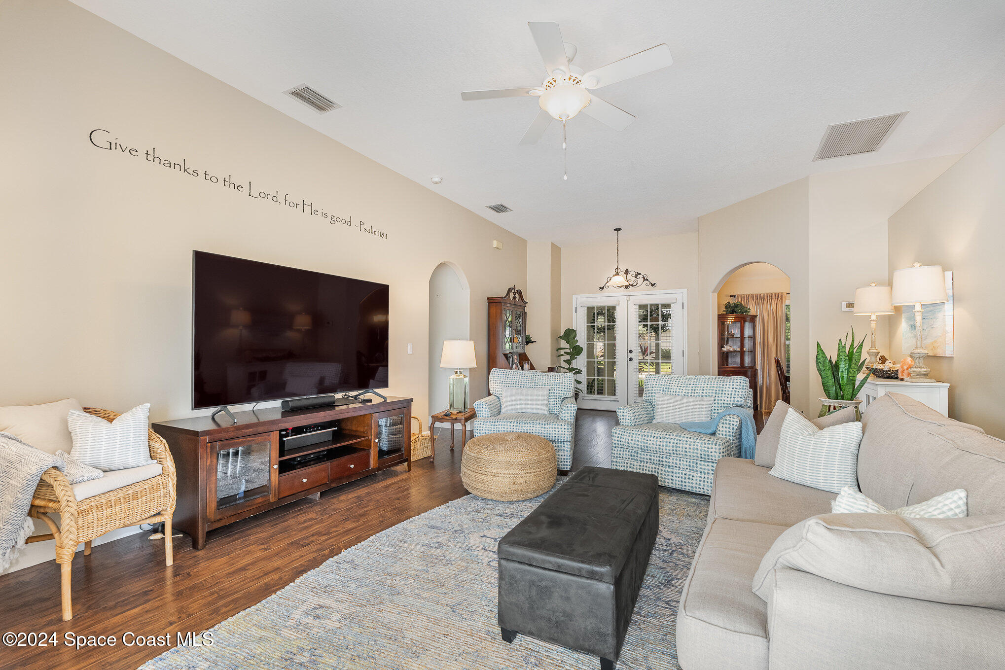 4136 San Ysidro