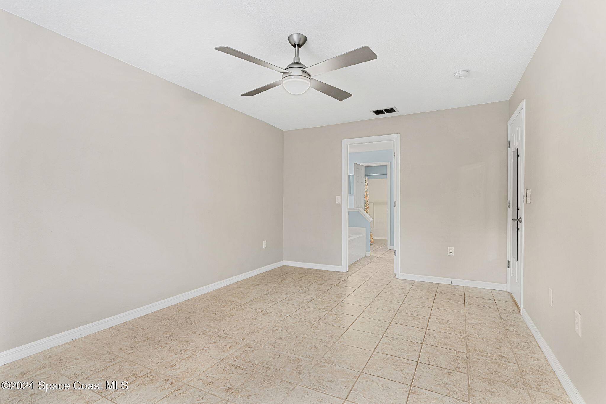 2122 Spring Creek Circle NE