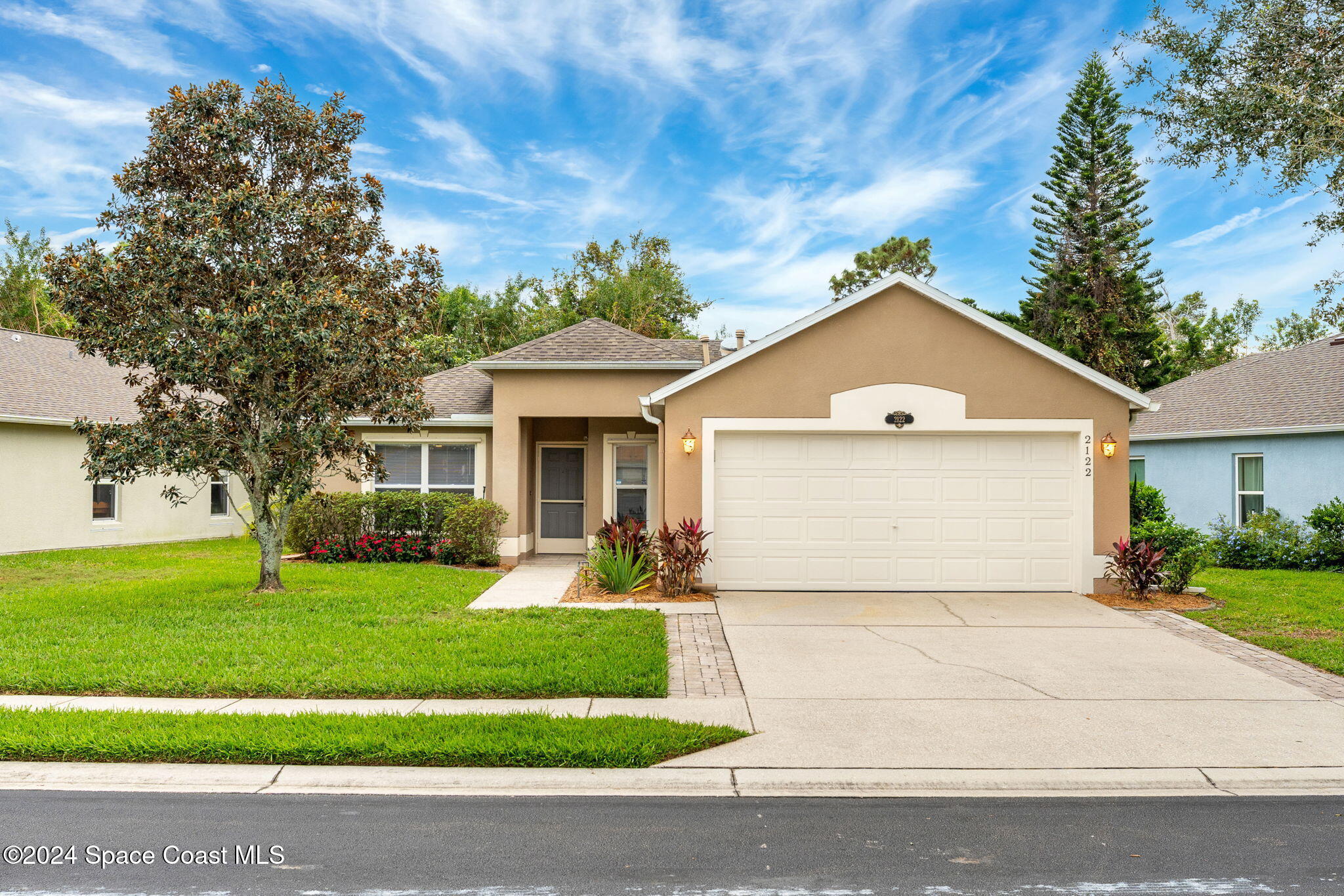 2122 Spring Creek Circle NE