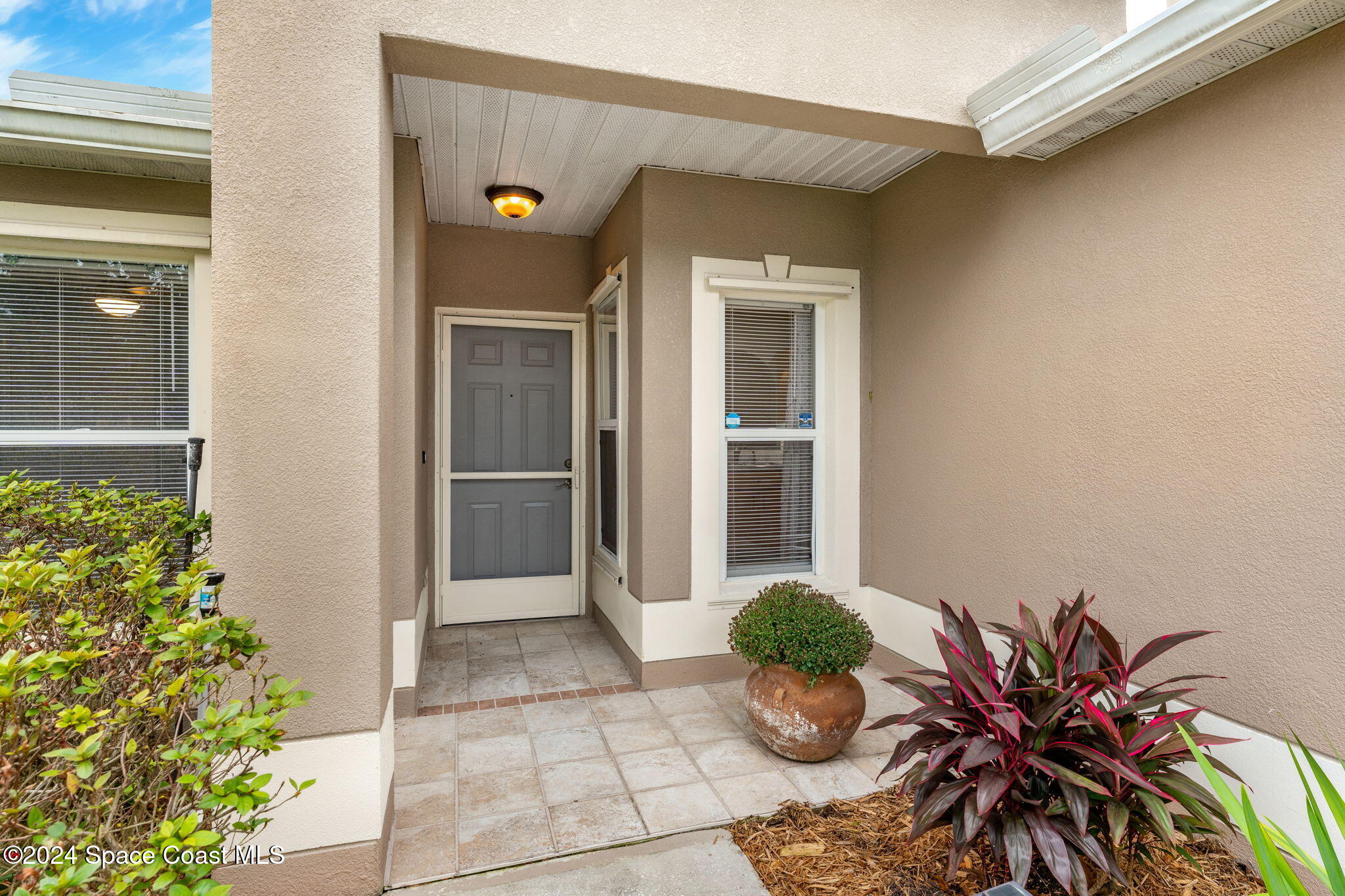 2122 Spring Creek Circle NE