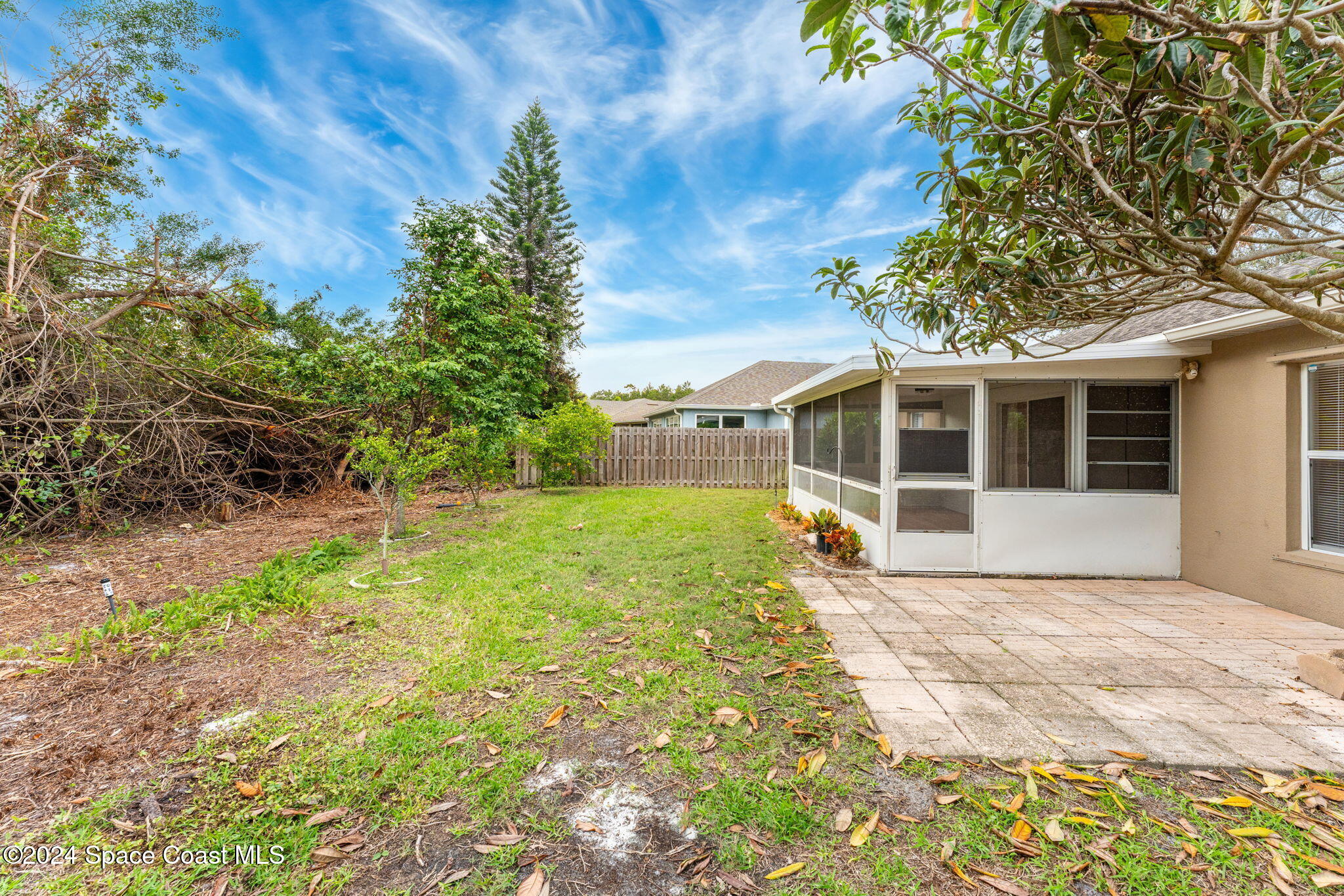 2122 Spring Creek Circle NE