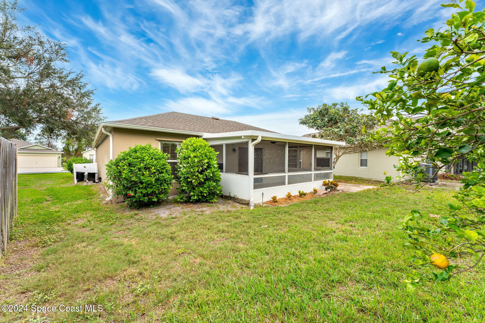 2122 Spring Creek Circle NE
