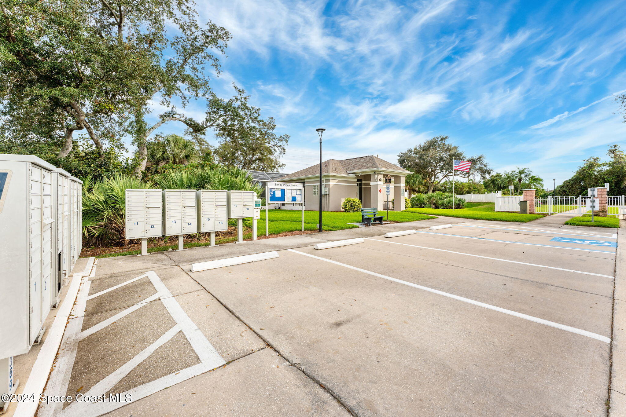 2122 Spring Creek Circle NE