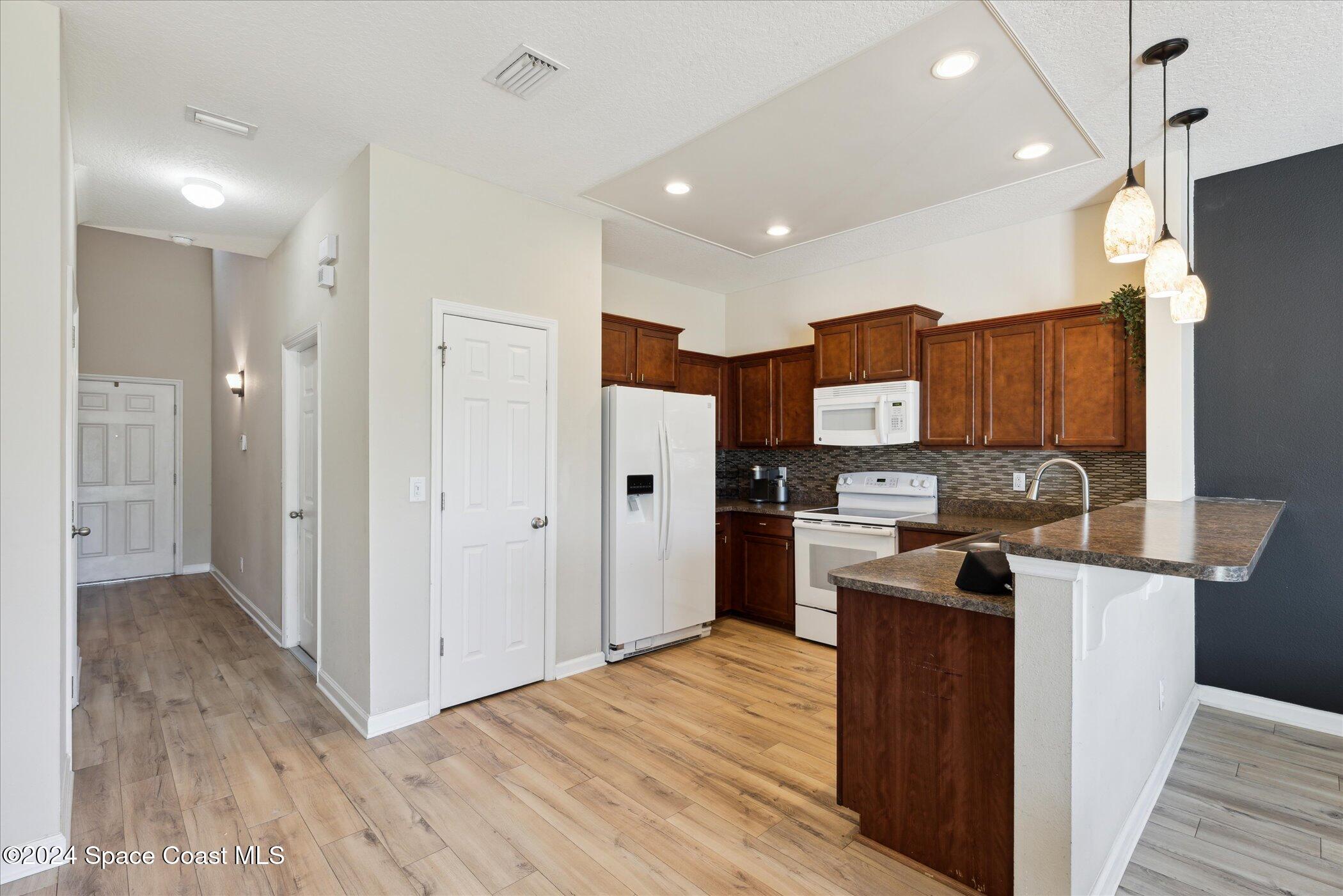 2595 Revolution Street, 105